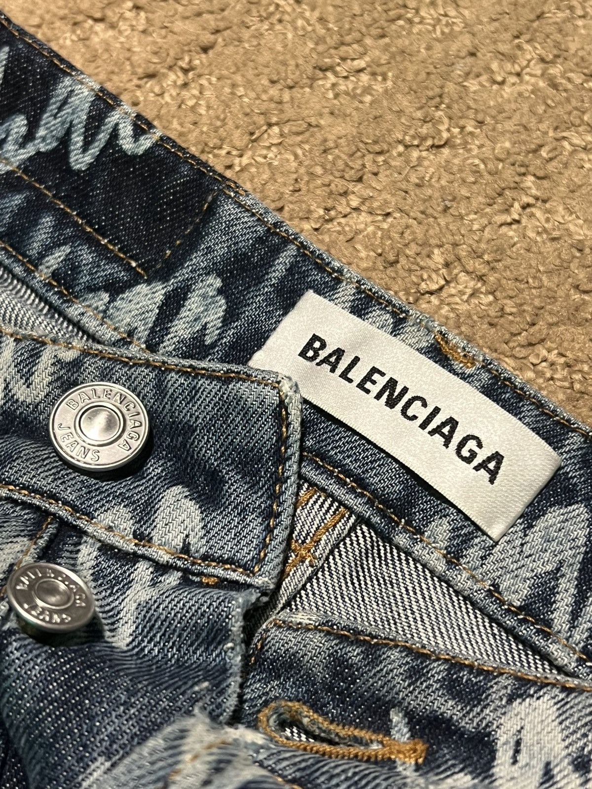 Balenciaga Balenciaga Scribble Jeans Size US 26 / EU 42 - 6 Thumbnail
