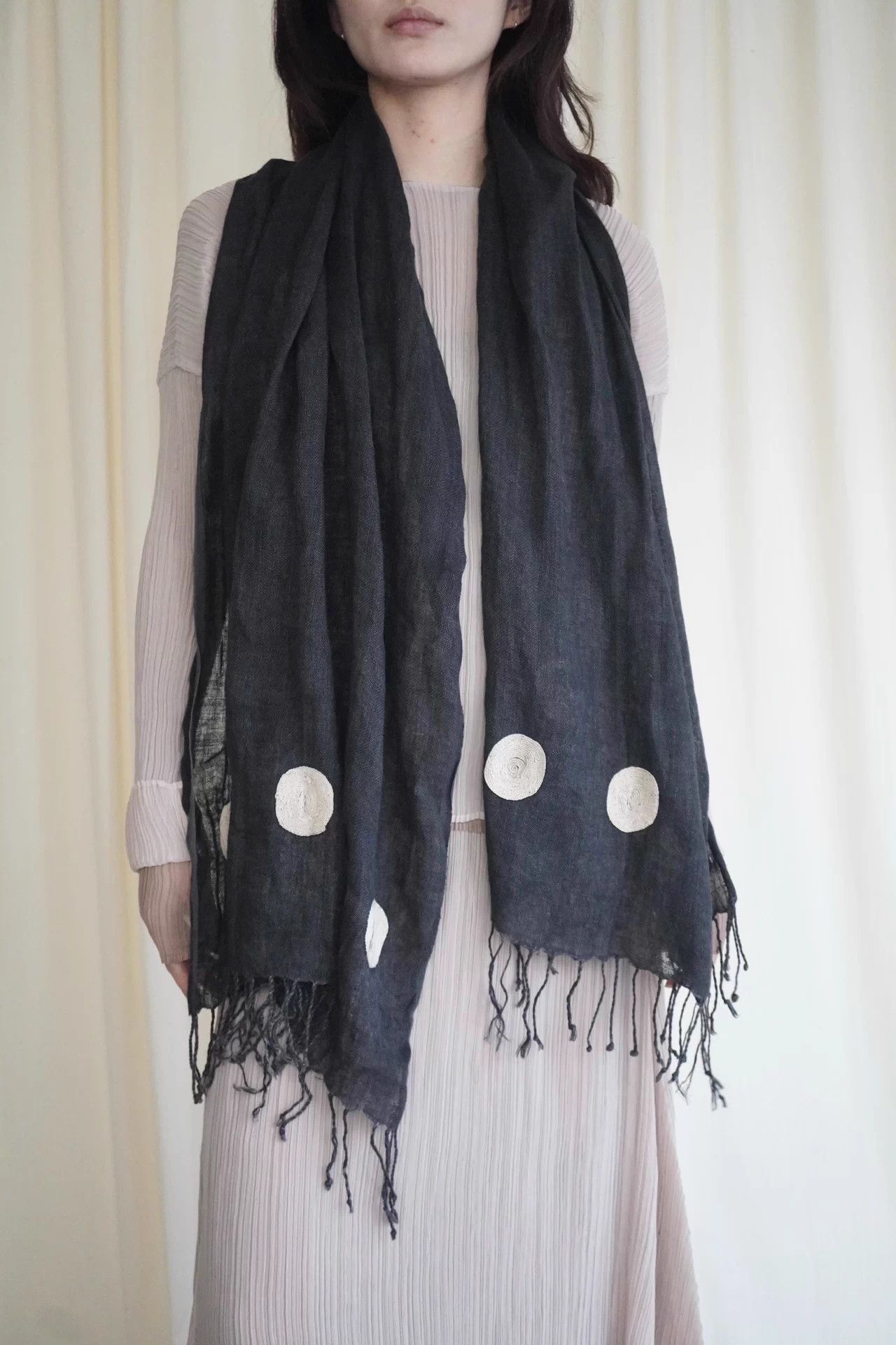 Yohji Yamamoto Yohji Yamamoto 90s Rare Linen Scarf w/ Cushion Dots Size ONE SIZE - 4 Thumbnail