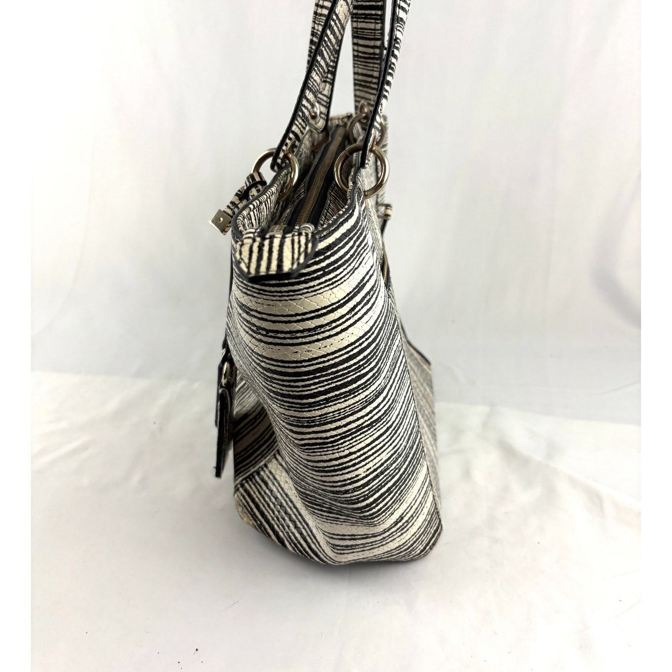 Guess Guess Kamryn Stripe Python Tote Black White Shoulder Handbag Size ONE SIZE - 13 Thumbnail