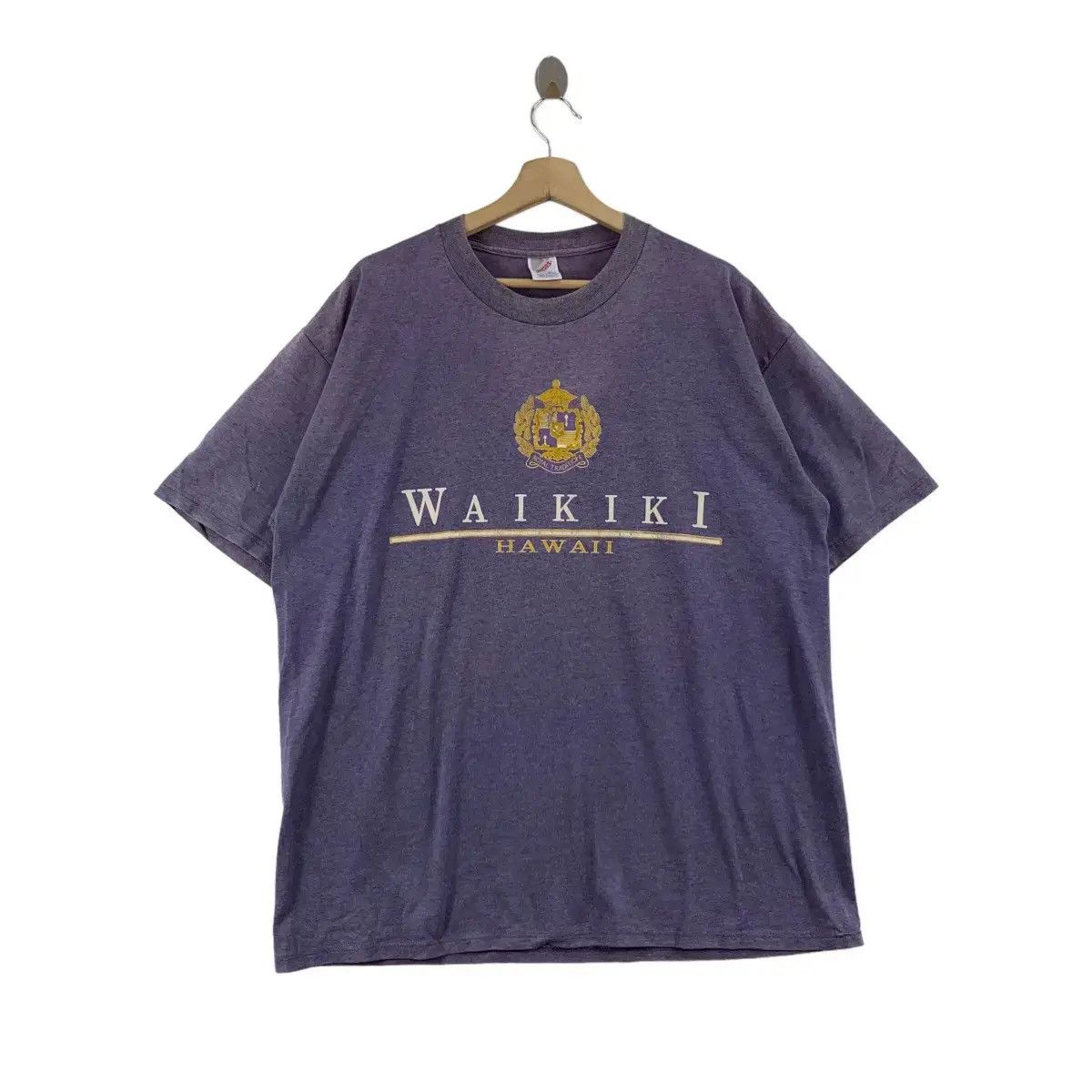 Vintage Vintage 90’ WAIKIKI HAWAII SURF Sun Faded Tee Shirt Top Size US XL / EU 56 / 4 - 1 Thumbnail
