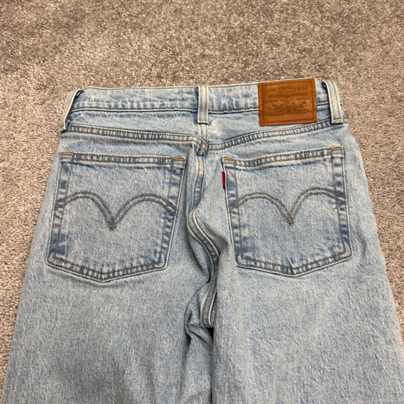 Levi's Levi's Wedgie Straight Jeans Womens 25 Blue Light Wash Stretch Button Fly Denim Size 42" / US 20 - 5 Thumbnail