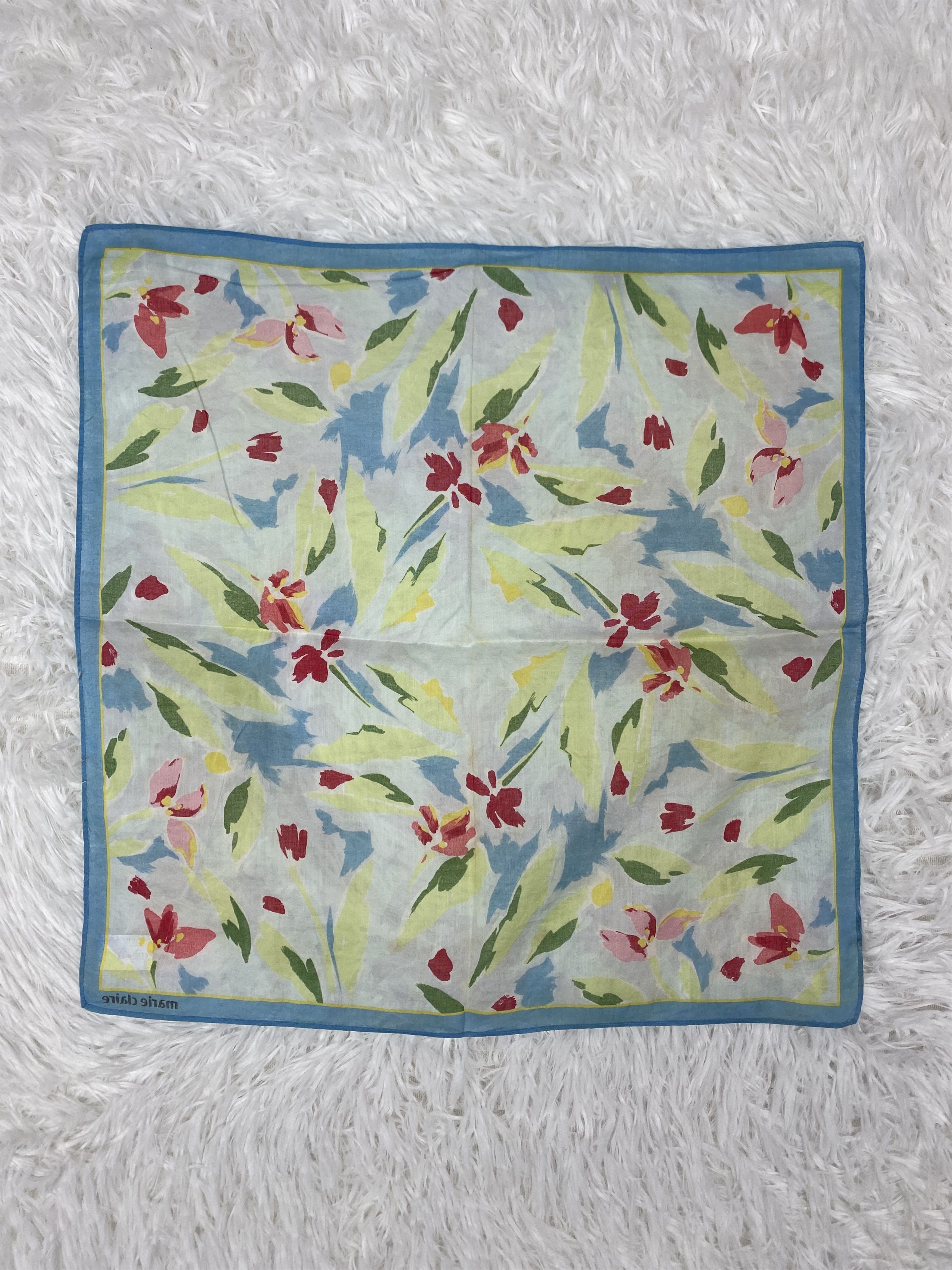 Vintage Vintage Marie Claire Handkerchief Neckerchief PH0693 Size ONE SIZE - 4 Thumbnail