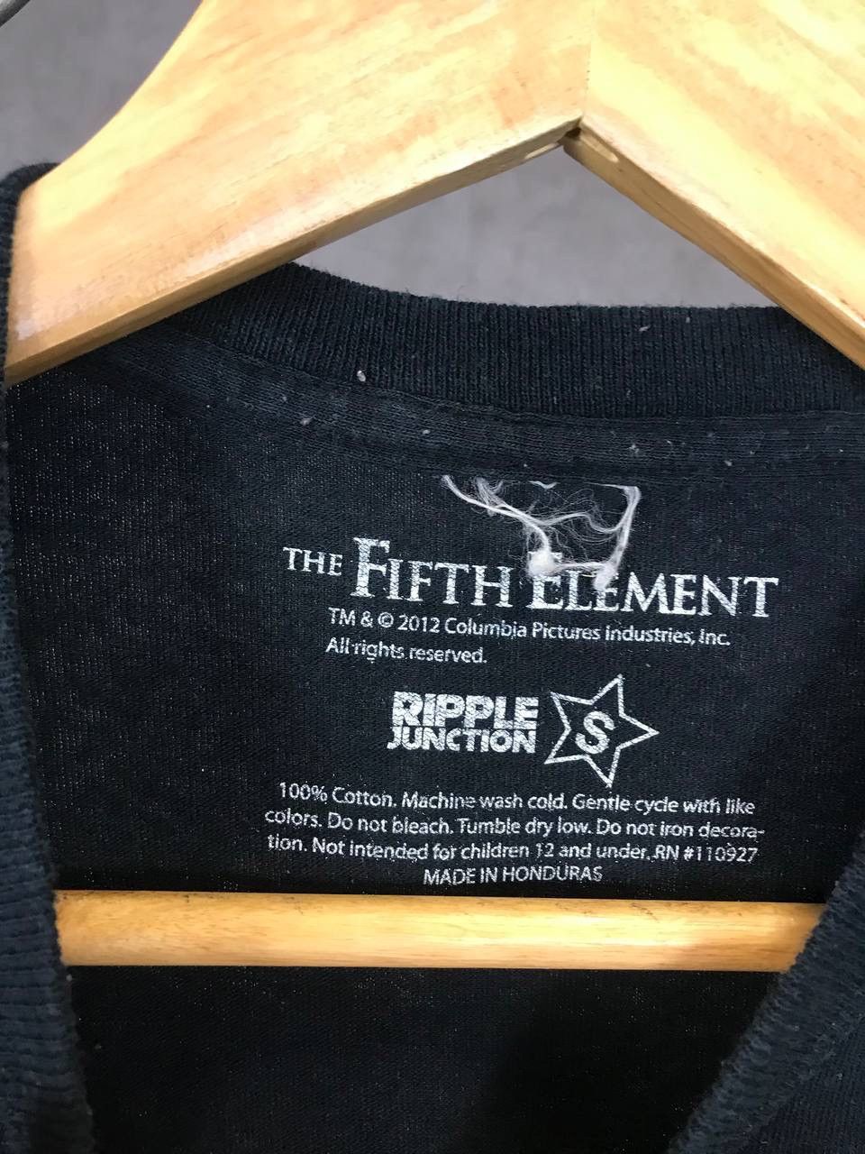 Other Fifth Element 2012 cult movie tee Size US XS / EU 42 / 0 - 4 Thumbnail