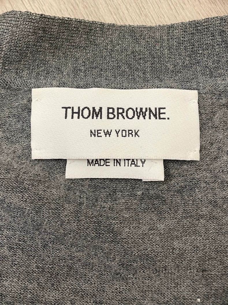 Thom Browne Thom browne Gray four-striped wool cardigan jacket 2504-Nex Size US L / EU 52-54 / 3 - 5 Thumbnail