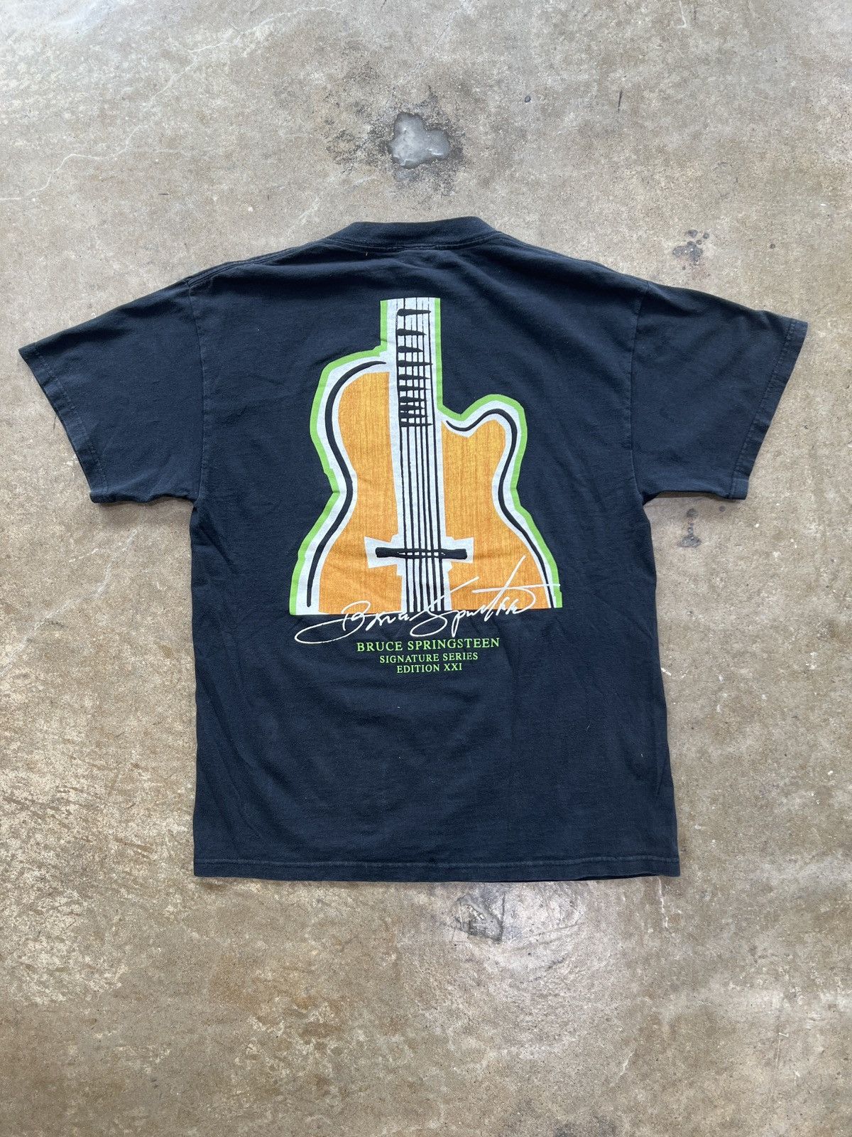 Band Tees Vintage 2000s Hard Rock Bruce Springsteen Tour Tee Large Size US L / EU 52-54 / 3 - 2 Thumbnail