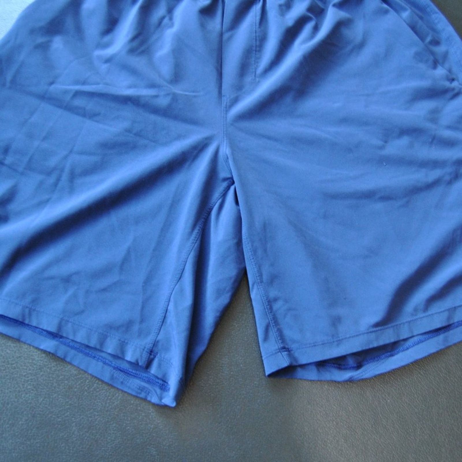 Lululemon Lululemon Large Blue Athletic Shorts Size US 28 / EU 44 - 5 Thumbnail