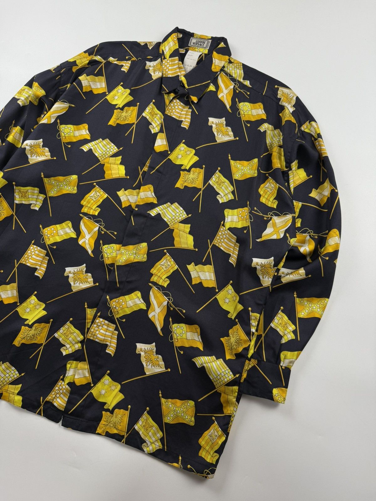 Versace Gianni Versace 1993 Flag Print Silk Shirt Size US XL / EU 56 / 4 - 4 Thumbnail