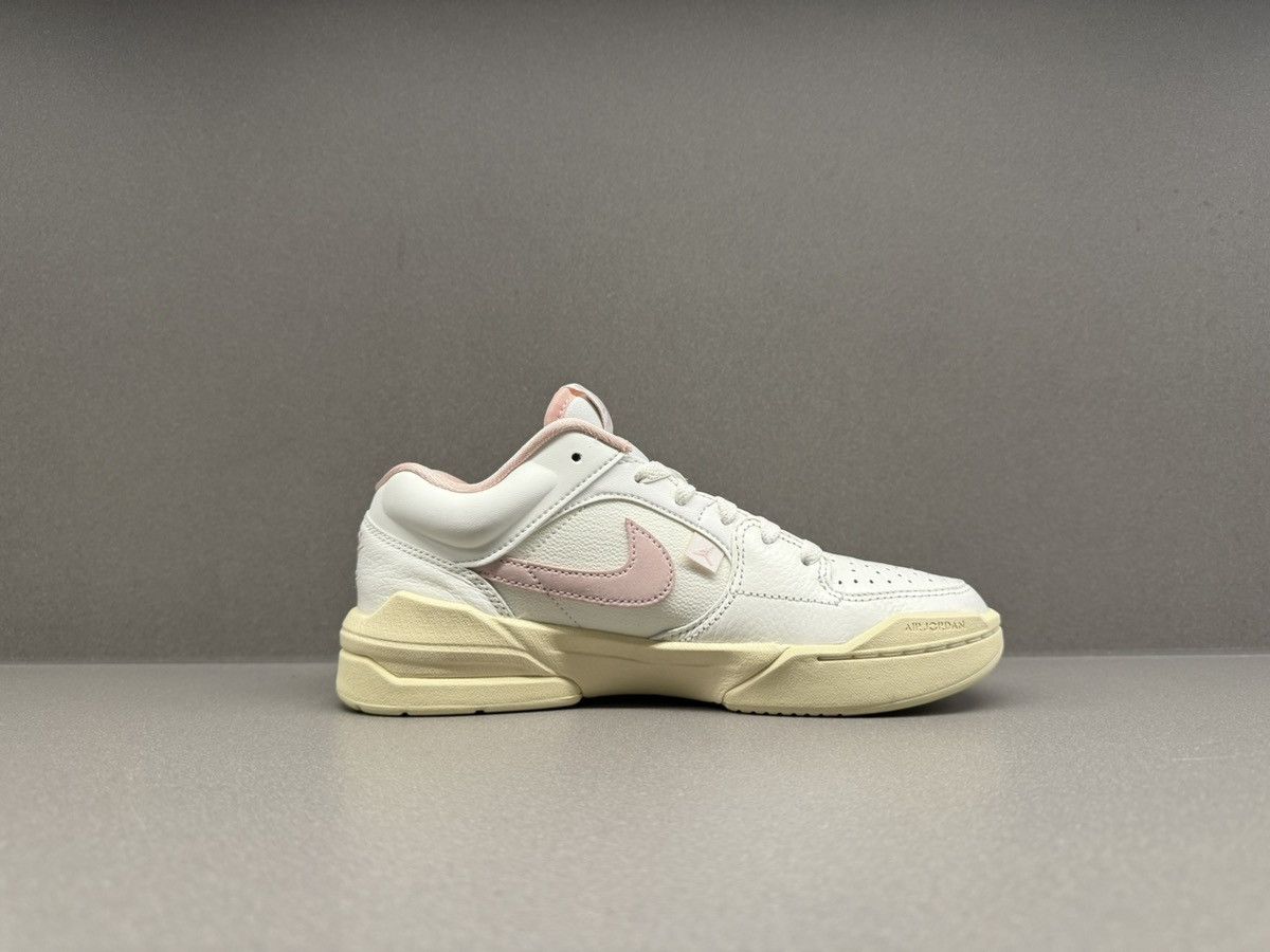 Jordan Brand Jordan Stadium 90 Legend Pink Women’s Size US 6 / IT 36 - 7 Thumbnail