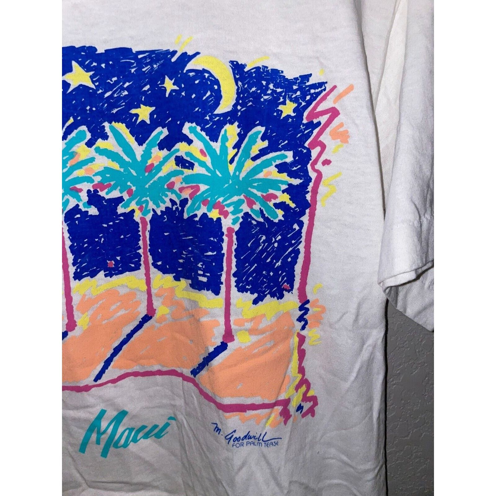 Fruit Of The Loom Vintage Hawaii Shirt M. Goodwill Maui Artwork White L Tee Size US L / EU 52-54 / 3 - 4 Thumbnail