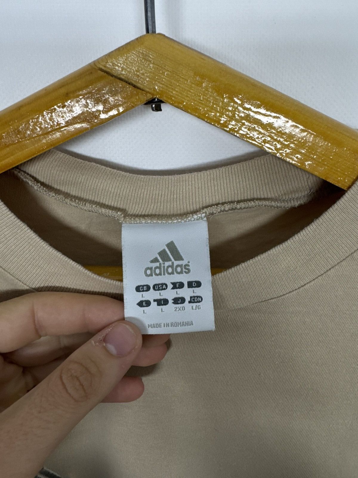 Adidas Vintage Adidas Logo T-Shirt 90’s Size L / US 10 / IT 46 - 8 Thumbnail