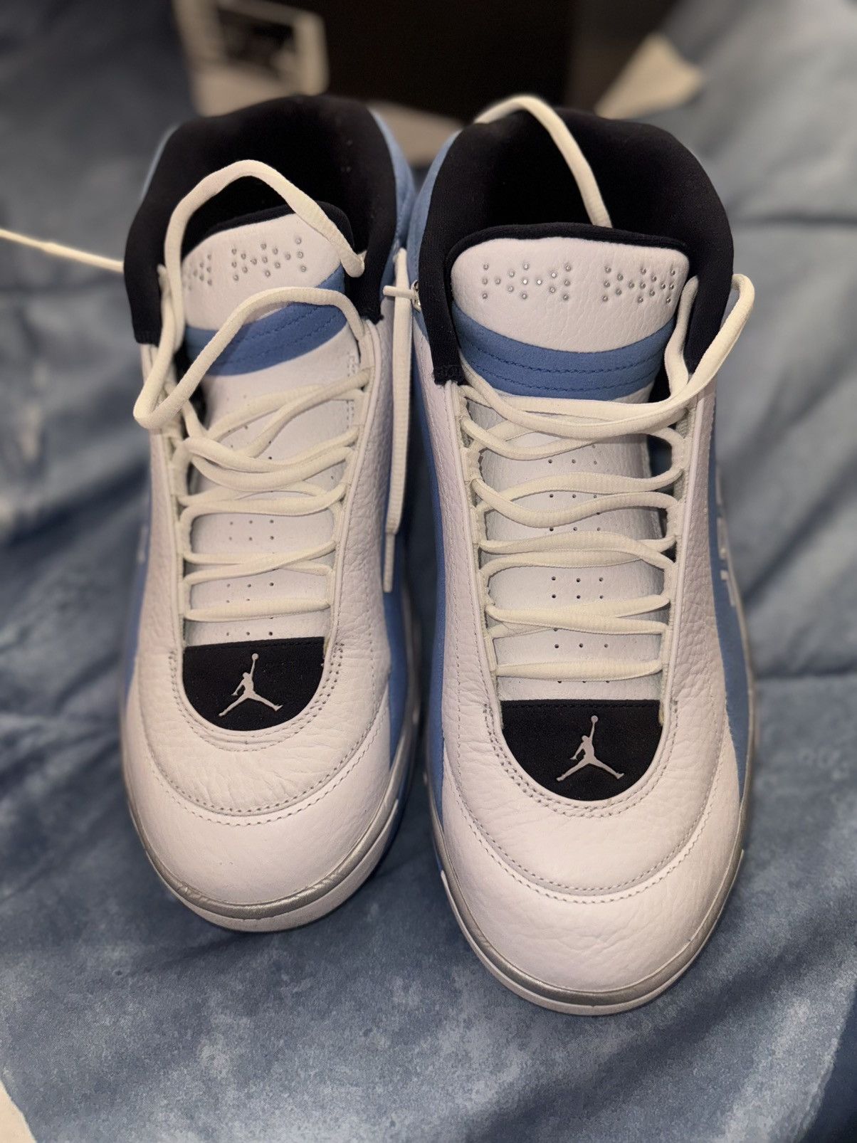 Jordan Brand Jordan Team Showcase (UNC) Size US 10.5 / EU 43-44 - 3 Thumbnail