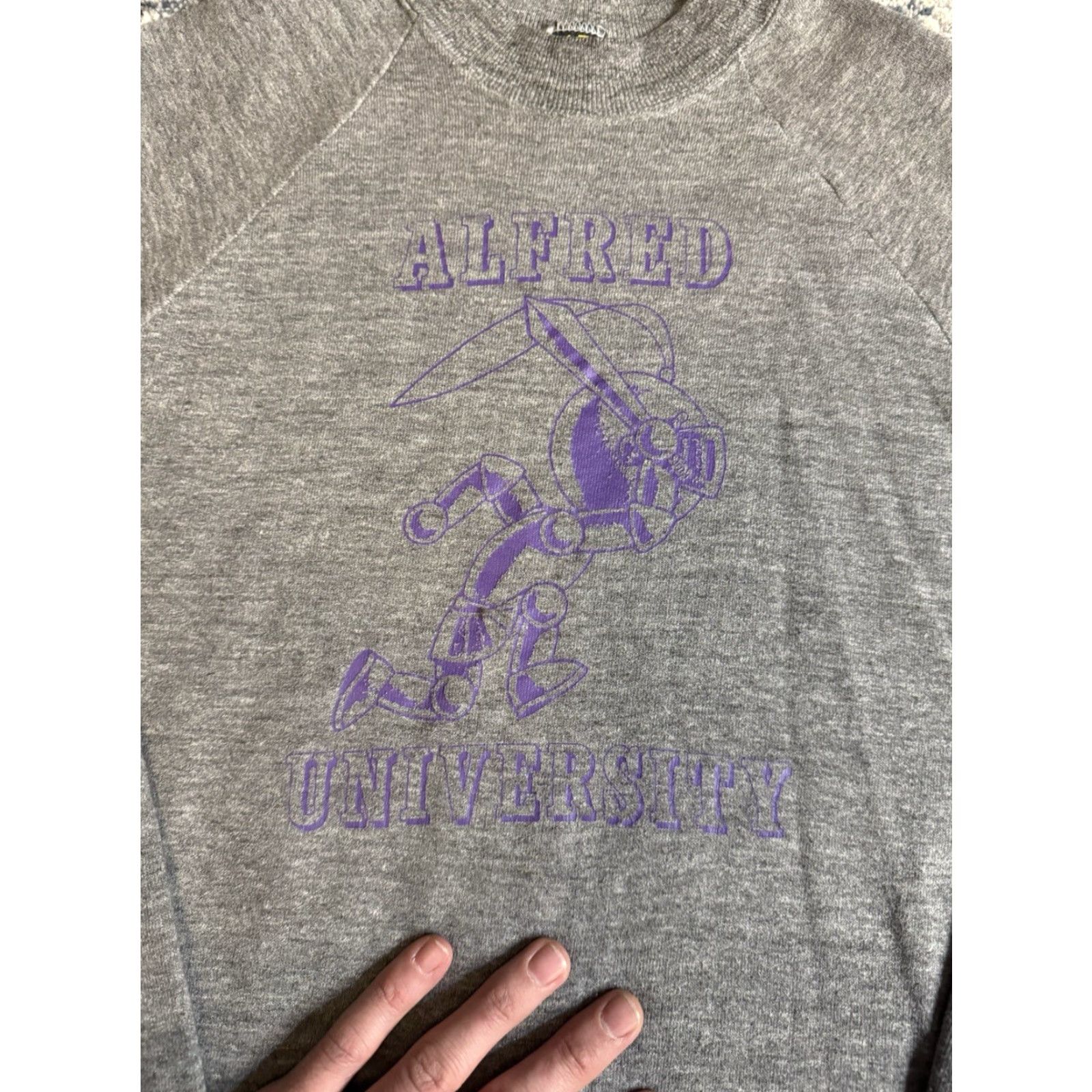 Jerzees VINTAGE Alfred University Knights Jerzees Tri-blend Sweatshirt Sz L College Size US L / EU 52-54 / 3 - 2 Thumbnail