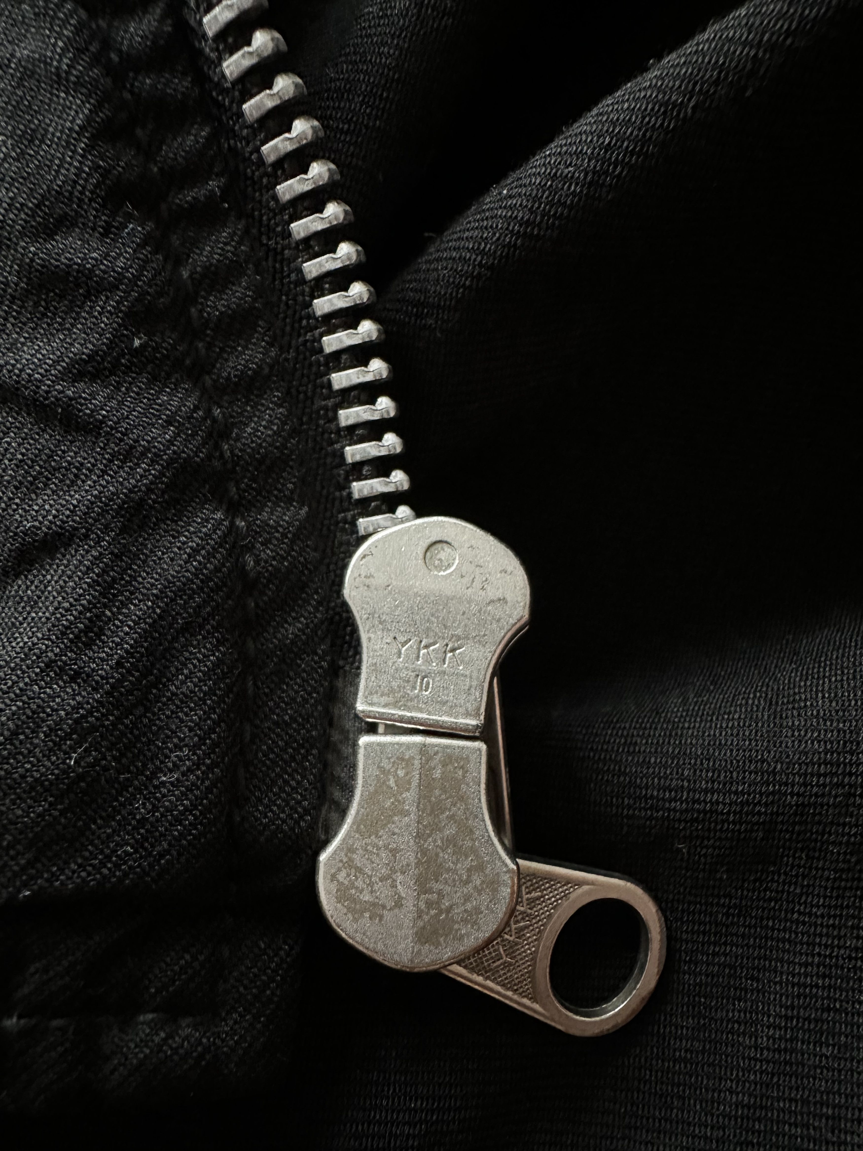 Junya Watanabe F/W07 Junya Watanabe Comme Des Garcons Runway Zip Black Coat Size US L / EU 52-54 / 3 - 12 Thumbnail