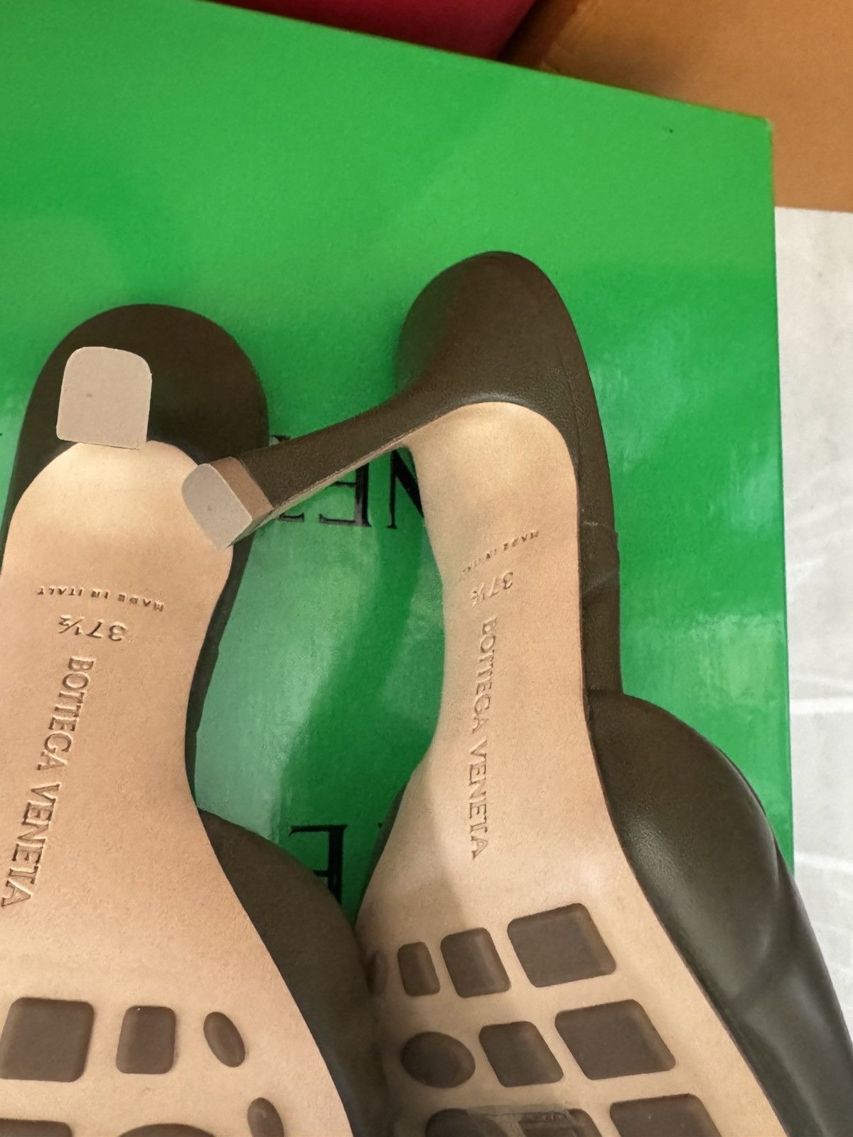 Bottega Veneta Bottega Veneta padded mule green Size US 7.5 / IT 37.5 - 11 Thumbnail