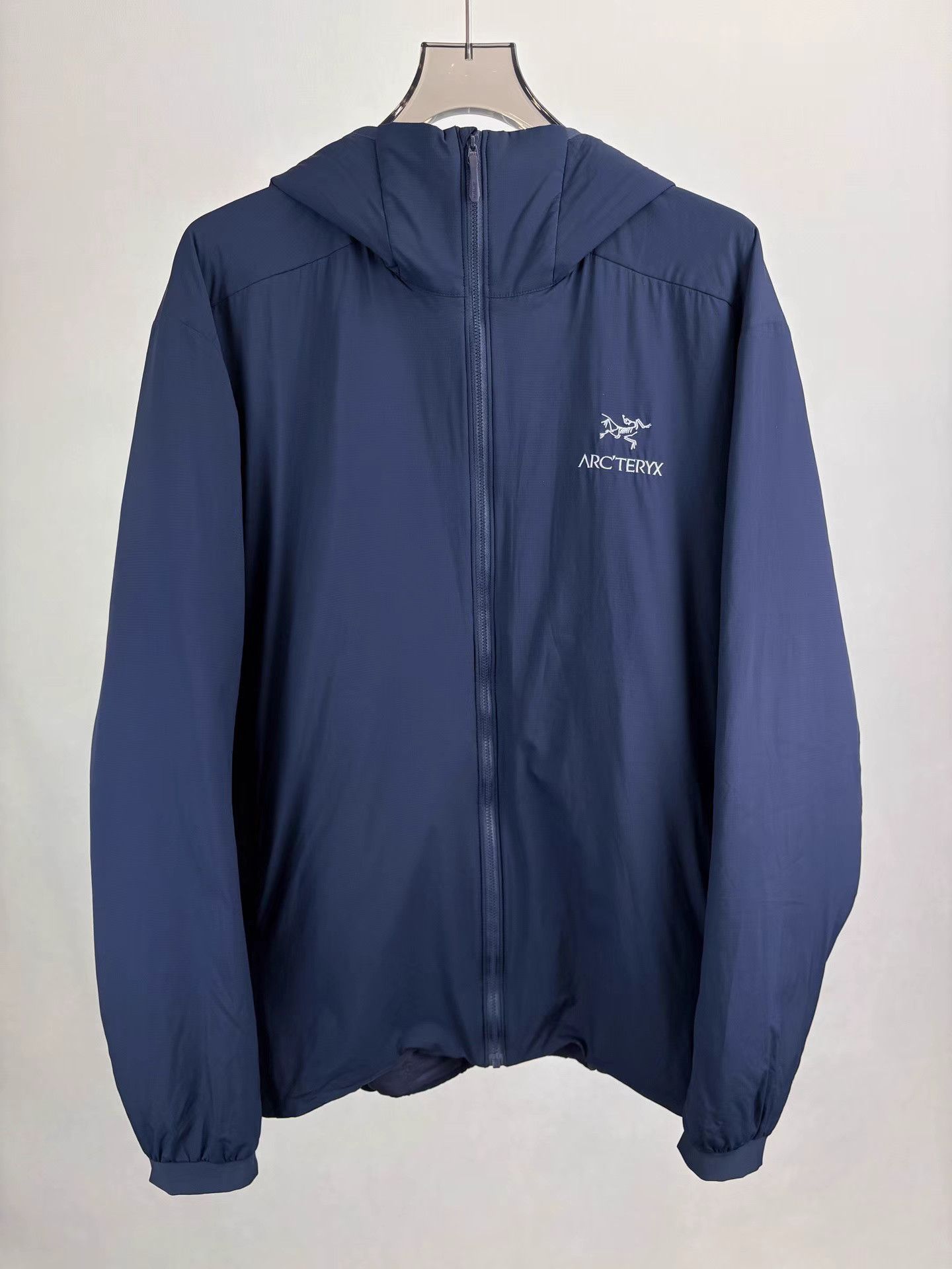 Arc'teryx ARCTERYX ATOM LT Navy Insulated Jacket Size US XL / EU 56 / 4 - 1 Thumbnail