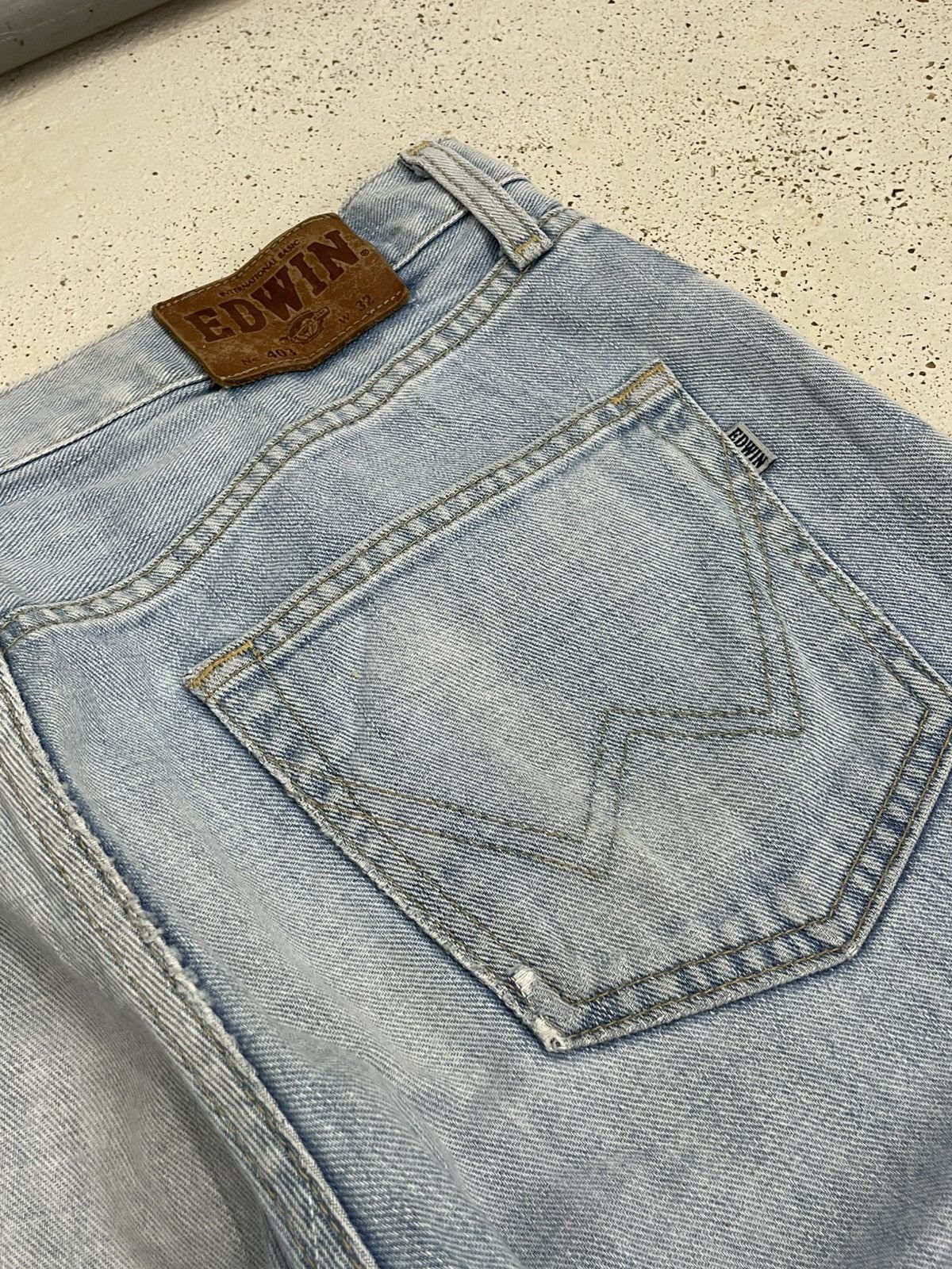 Edwin Vintage Edwin 403 Light Wash Distressed Denim Pants Size US 32 / EU 48 - 16 Thumbnail