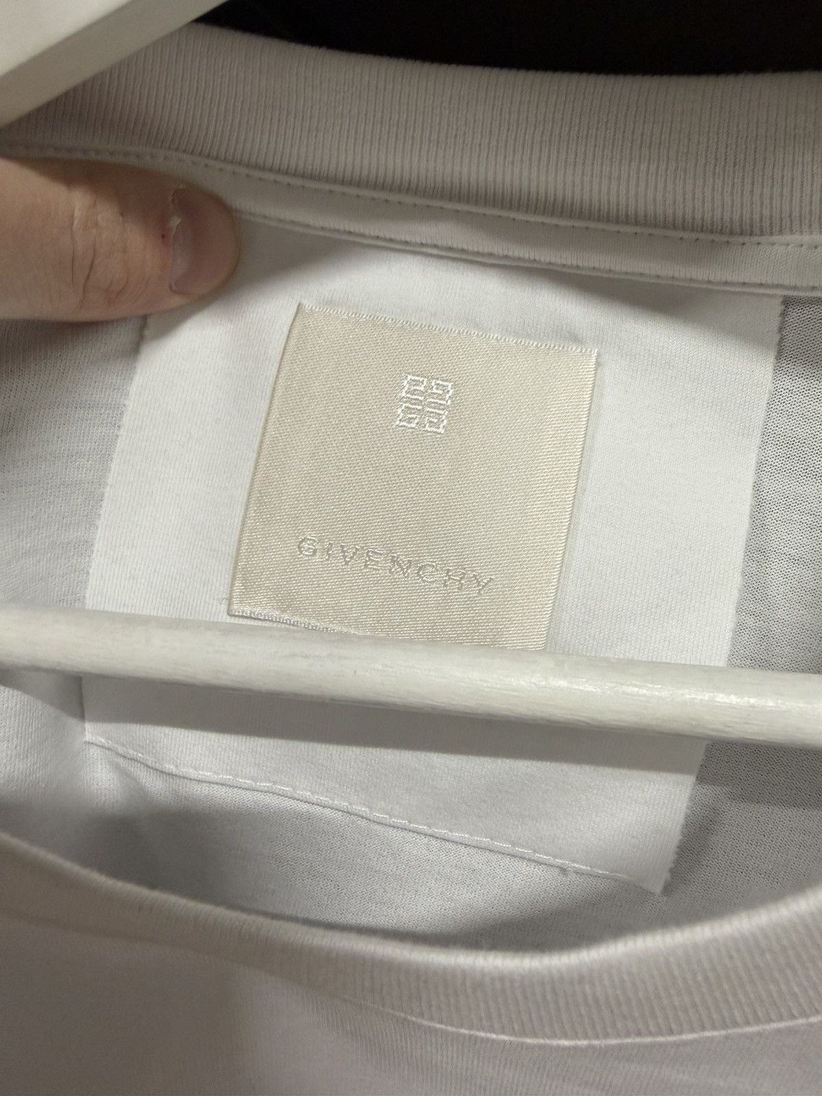 Givenchy Givenchy Logo T-Shirt NEW 600$ Size US XS / EU 42 / 0 - 4 Thumbnail