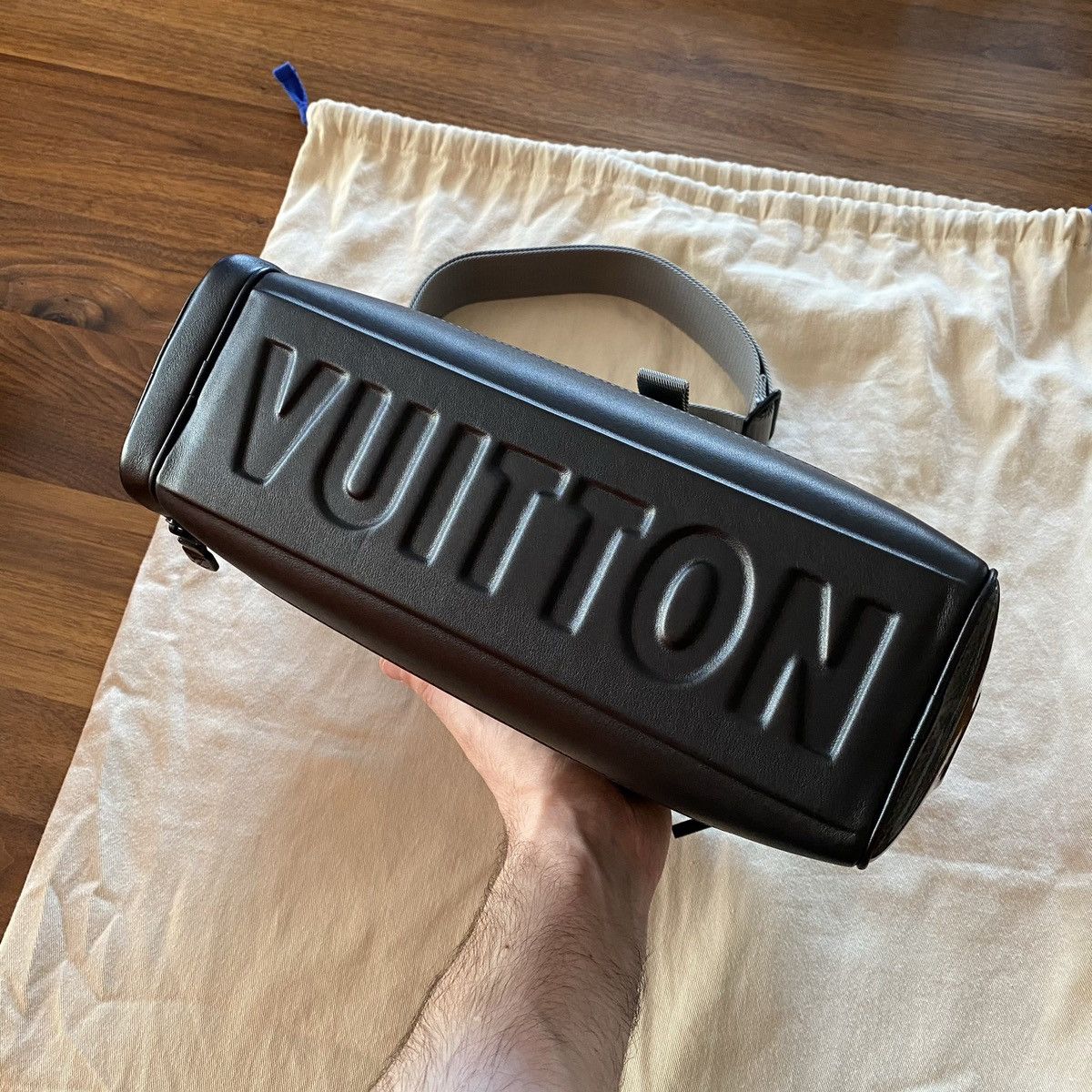 Louis Vuitton 1 of 1 Runway FW18 Black Glaze Camera Bag Size ONE SIZE - 19 Thumbnail