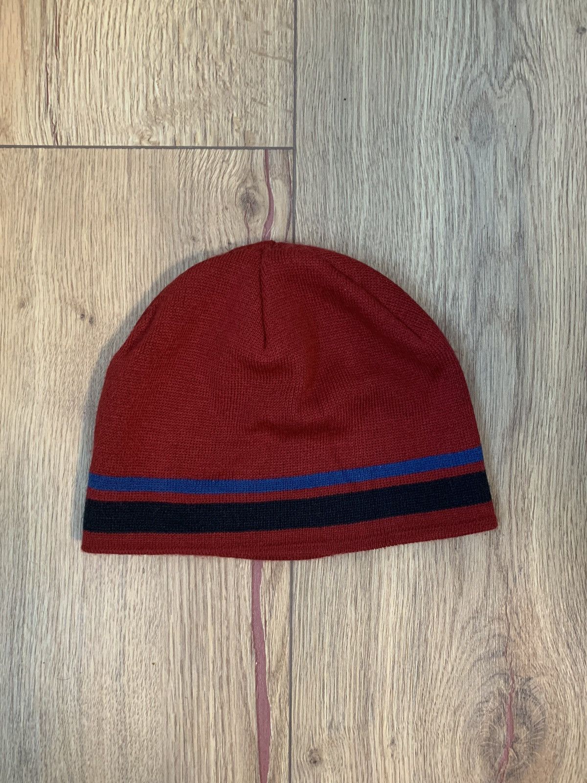 Nike Vintage F.C. Barcelona x Nike Big Logo Red Beanie Hat Y2K Size ONE SIZE - 4 Thumbnail