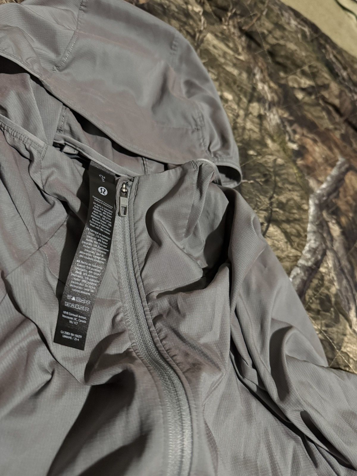 Lululemon Lululemon silver pacebreaker Size US S / EU 44-46 / 1 - 4 Thumbnail