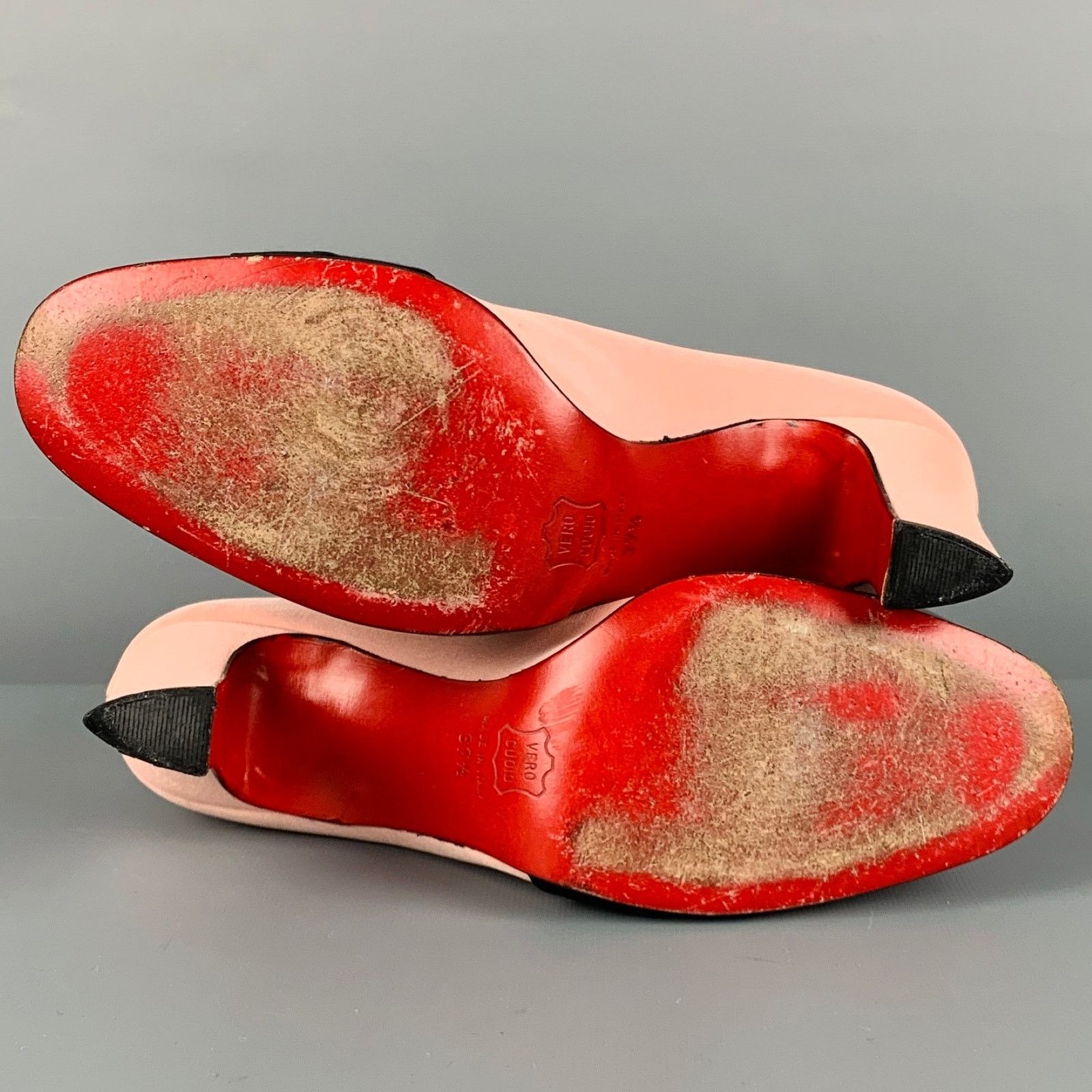 Christian Louboutin CHRISTIAN LOUBOUTIN Size 7.5 Pink Black Bow Pumps Size US 7.5 / IT 37.5 - 6 Thumbnail