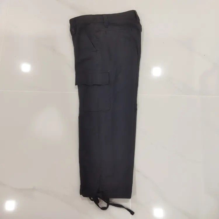 Japanese Brand × Uniqlo UNIQLO DARK BLUE CROPEP CARGO PANTS Size US 28 / EU 44 - 10 Thumbnail