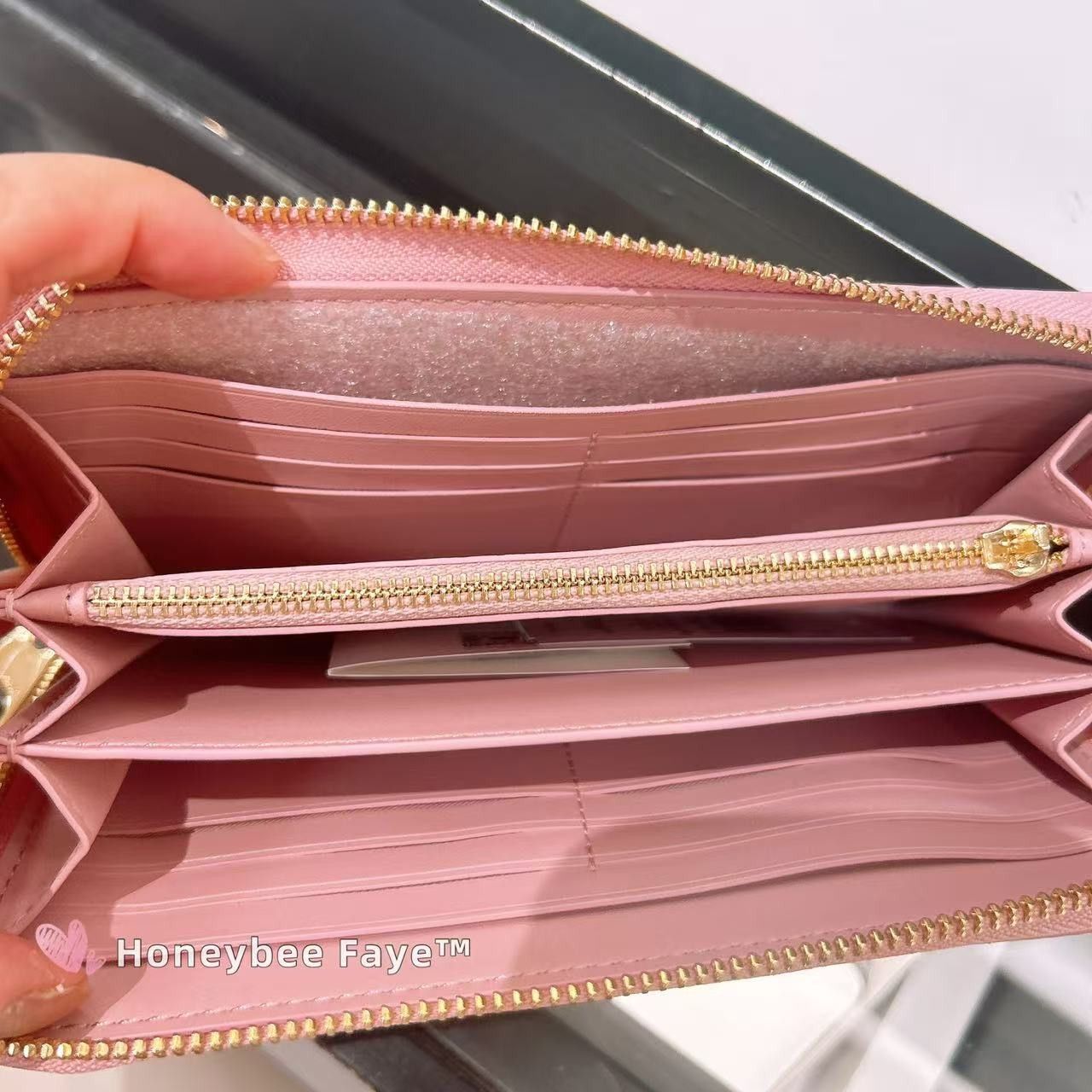 Coach Long Zip Around Wallet With Quilting CEL63 Size ONE SIZE - 4 Thumbnail