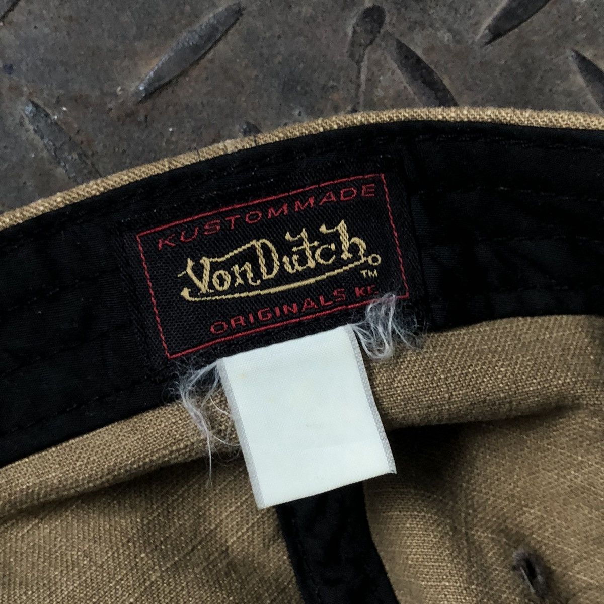 Von Dutch Vintage Vondutch Ripped Army Camouflage Distressed Hat Size ONE SIZE - 7 Thumbnail
