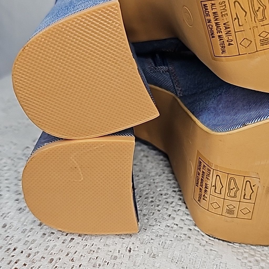 The Unbranded Brand NWOT Yoki denim blue platform high ankle rave club boots 6 Size US 6 / IT 36 - 9 Thumbnail