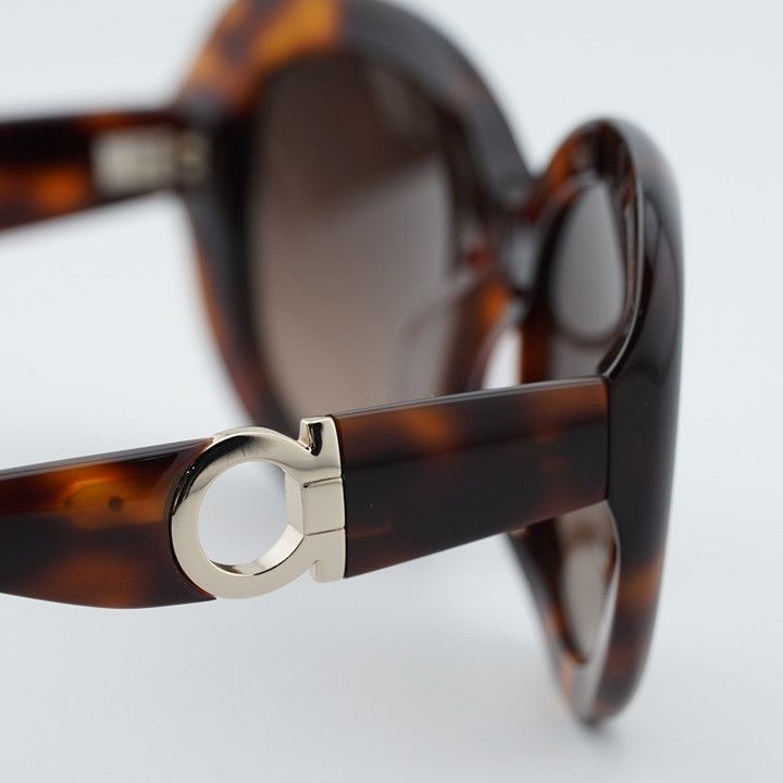 Salvatore Ferragamo Salvatore Ferragamo SF727S 214 Sunglasses Havana Butterfly Size ONE SIZE - 8 Thumbnail