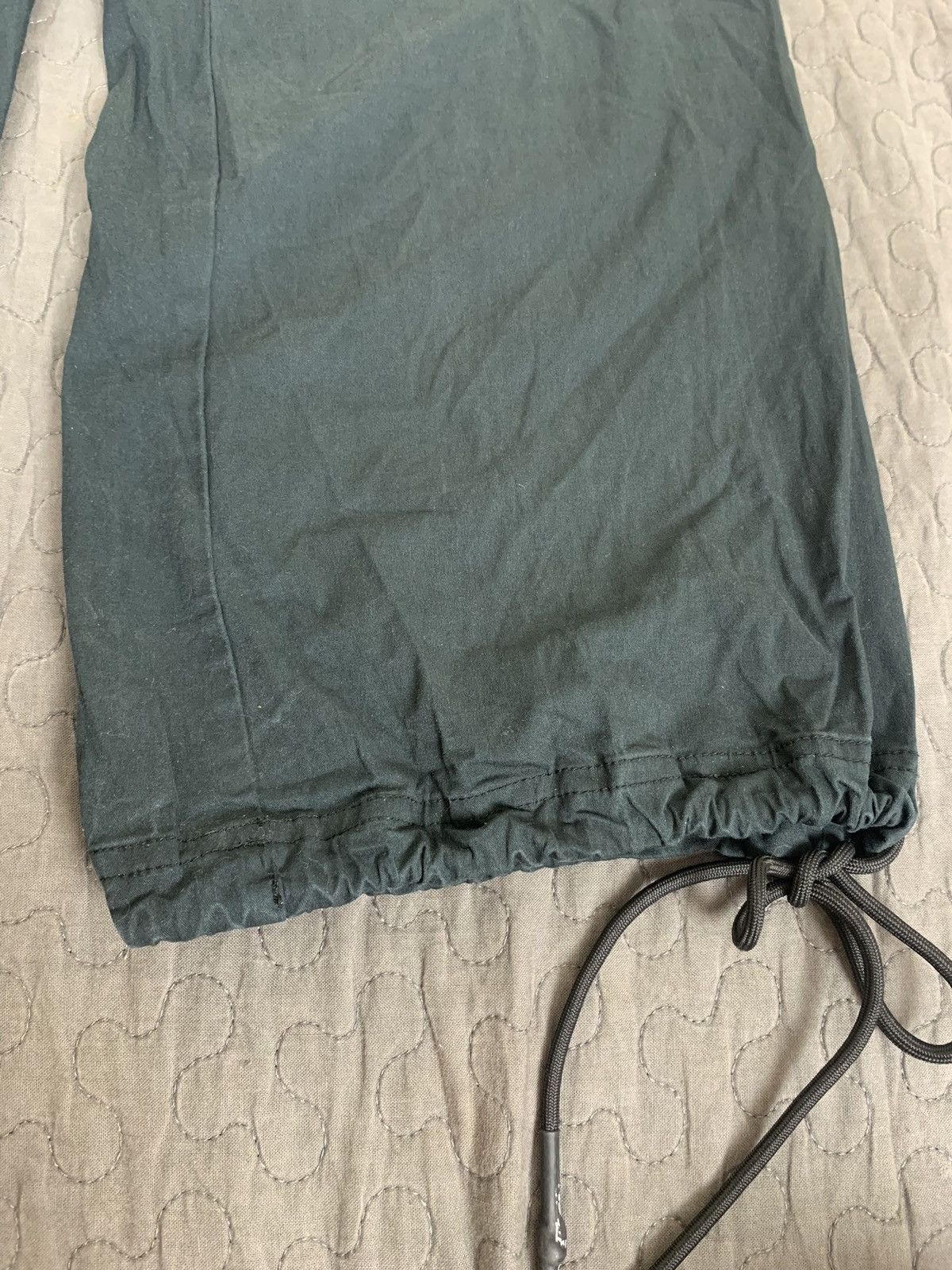Ed Hardy Y2K Ed Hardy x Urban Outfiters Parachute Cargo Pants Size XS Size US 28 / EU 44 - 15 Thumbnail