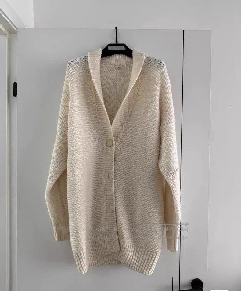 Hermes Hermes Cashmere Knit Cardigan, Beige Size XXS / US 00 / IT 34 - 1 Thumbnail