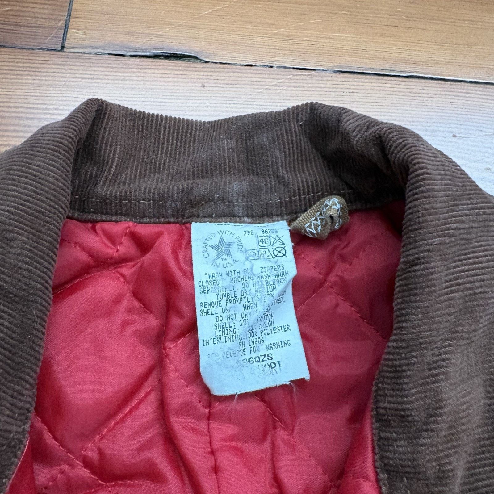 Carhartt × Vintage Vintage Carhartt Cropped Boxy Work Detroit Jacket Size L Size US L / EU 52-54 / 3 - 7 Thumbnail