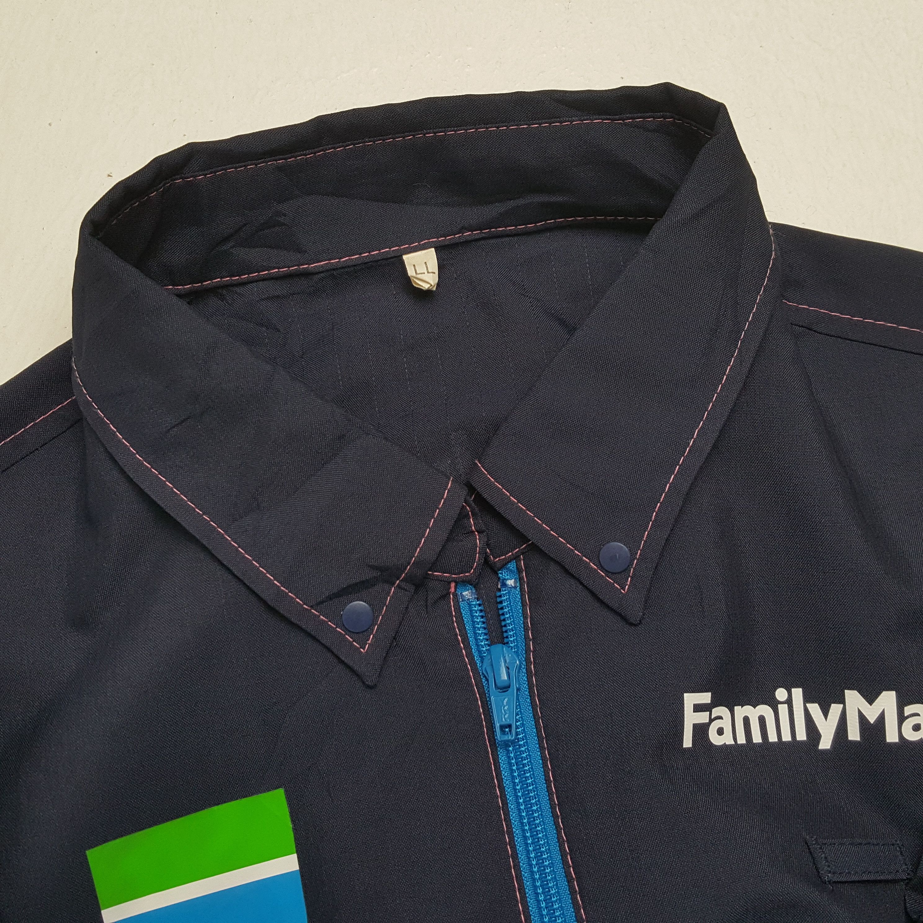 Japanese Brand × Vintage Vintage FAMILY MART Japanese Brand Working Jacket Size US L / EU 52-54 / 3 - 7 Thumbnail