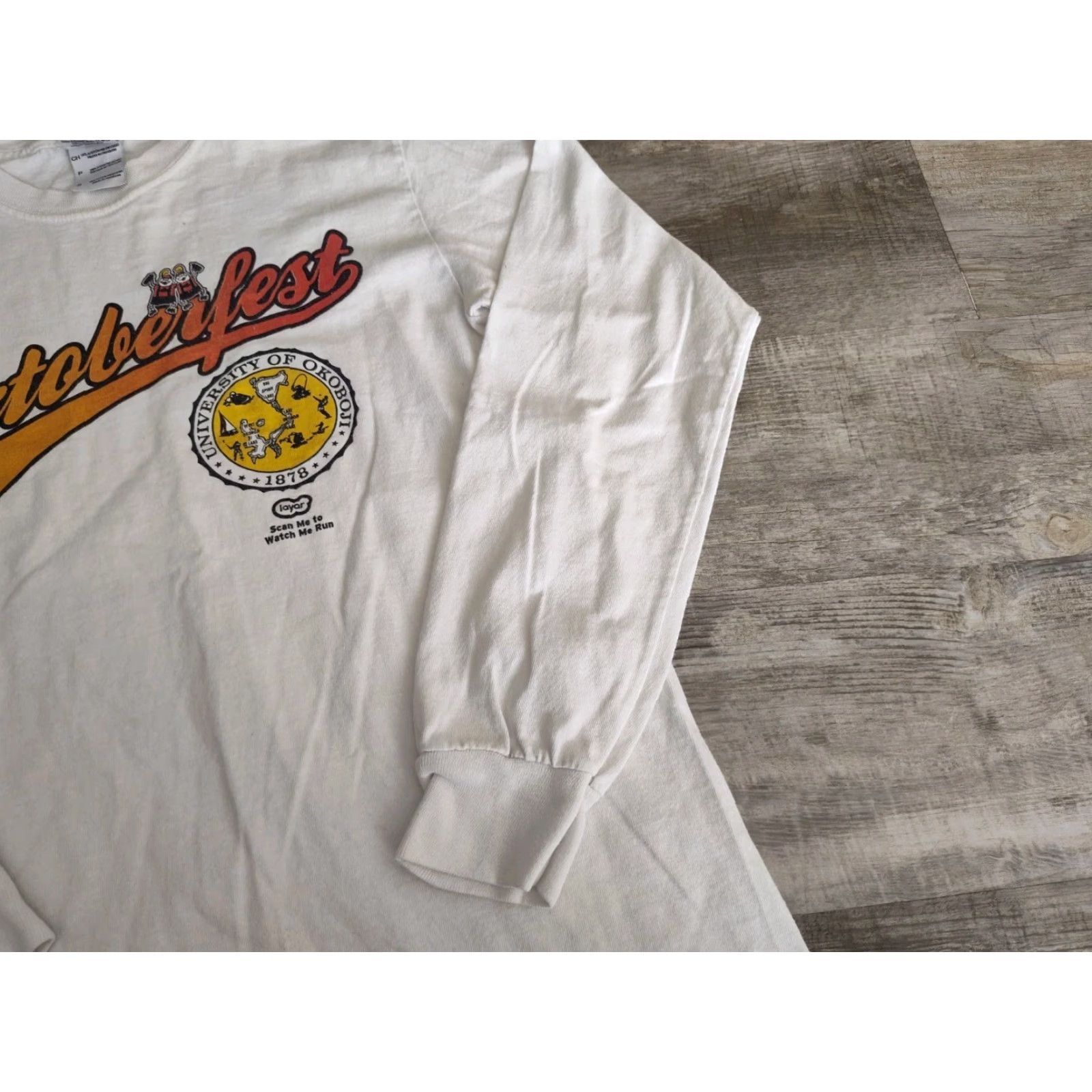 Gildan VINTAGE Gildan Oktoberfest University of Okoboji Long Sleeve Tee Shirt Size Small White Graphic Print Unisex Adult Size US S / EU 44-46 / 1 - 2 Thumbnail