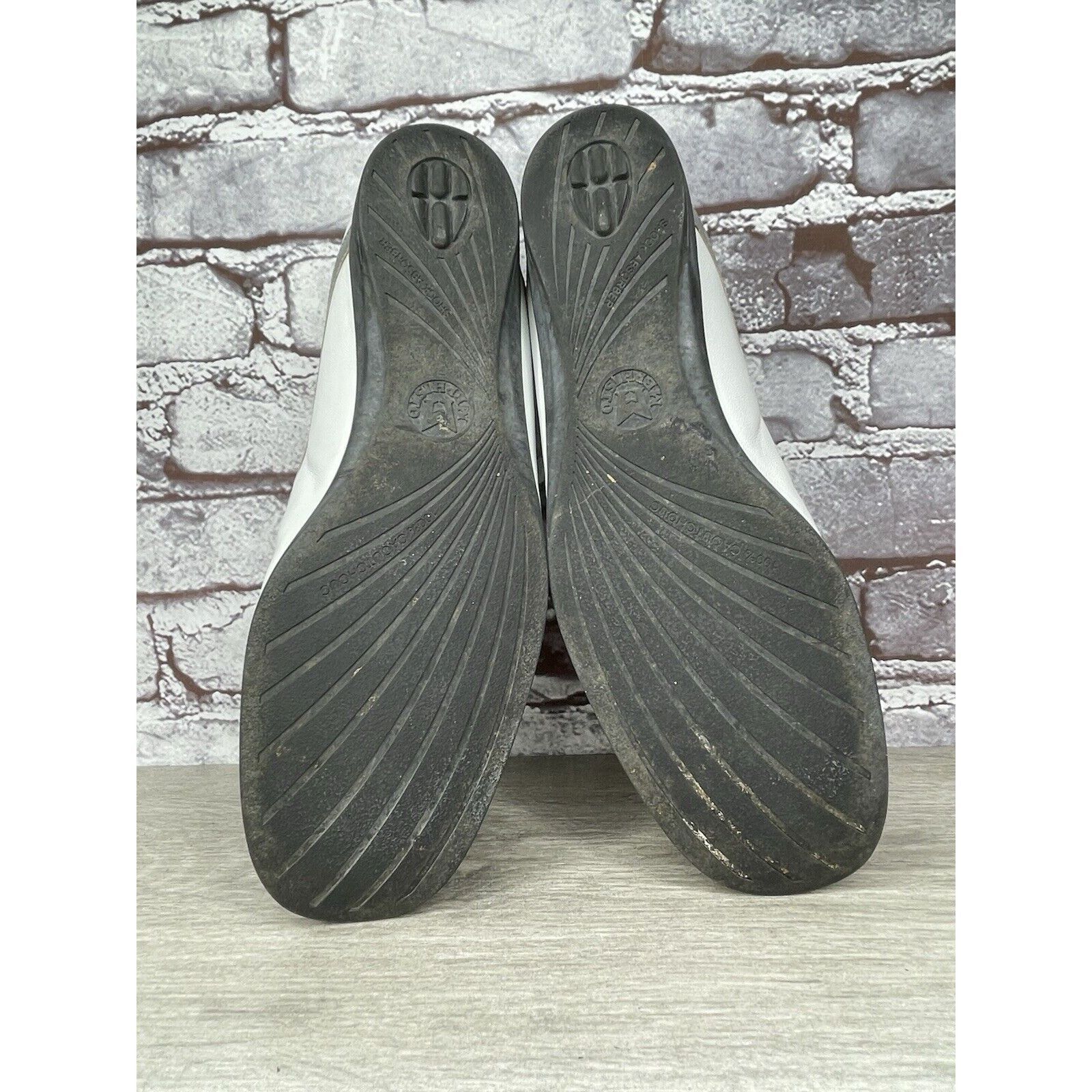 Mephisto Mephisto Cool Air White Leather Strap Driving Loafers Shoes Size US 10 / IT 40 - 11 Thumbnail