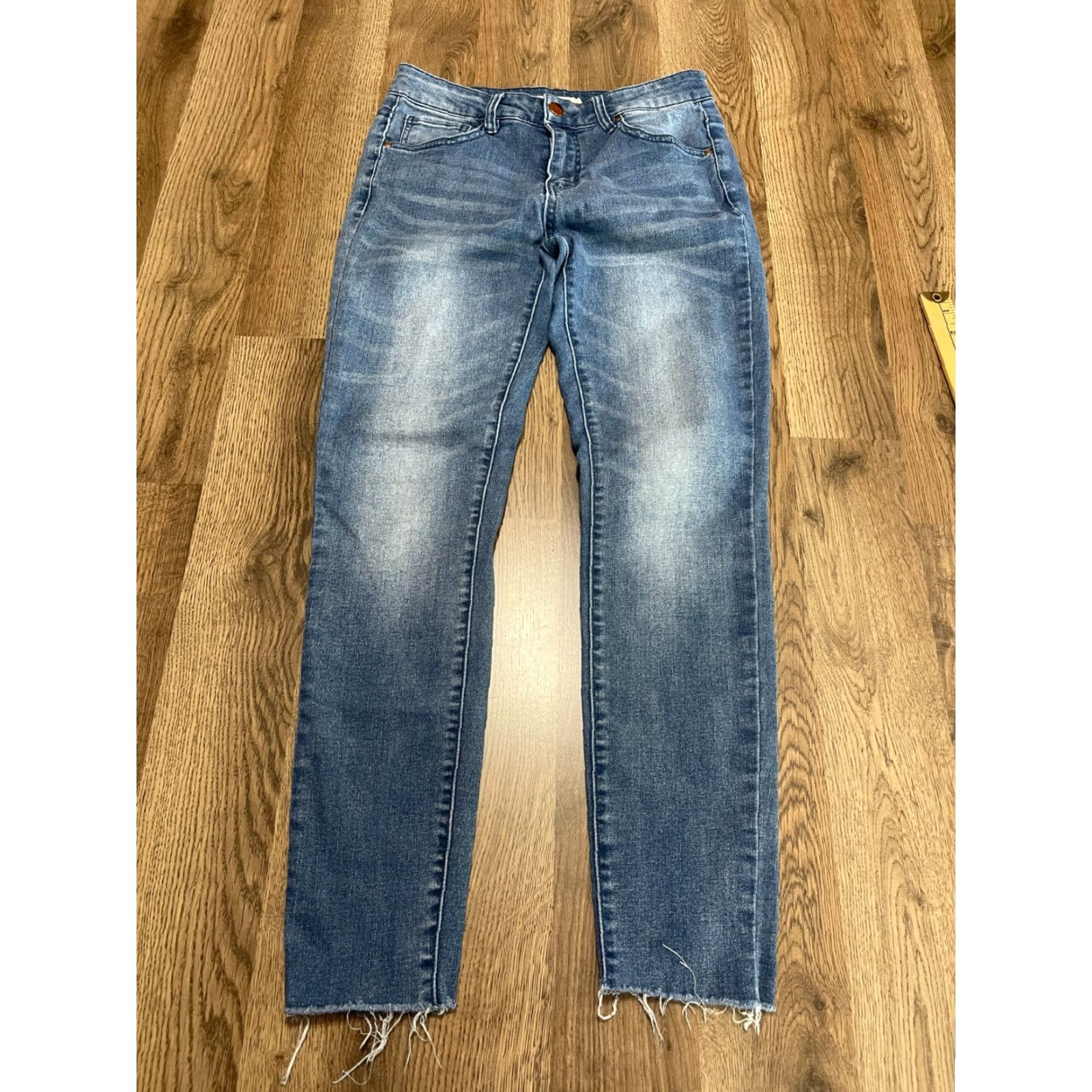 Vintage Tgla Jeans Woman's 27 Blue Denim Crop Skinny Pockets Raw Hem Regular Inseam 26 Size 27" / US 4 / IT 40 - 2 Thumbnail