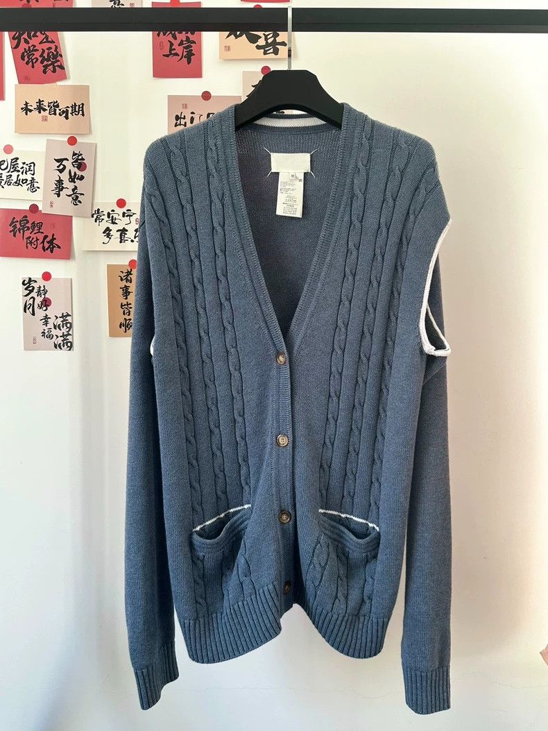Maison Margiela Maison Margiela Cadigan sweater 2501-Nextarrow Size US S / EU 44-46 / 1 - 1 Thumbnail