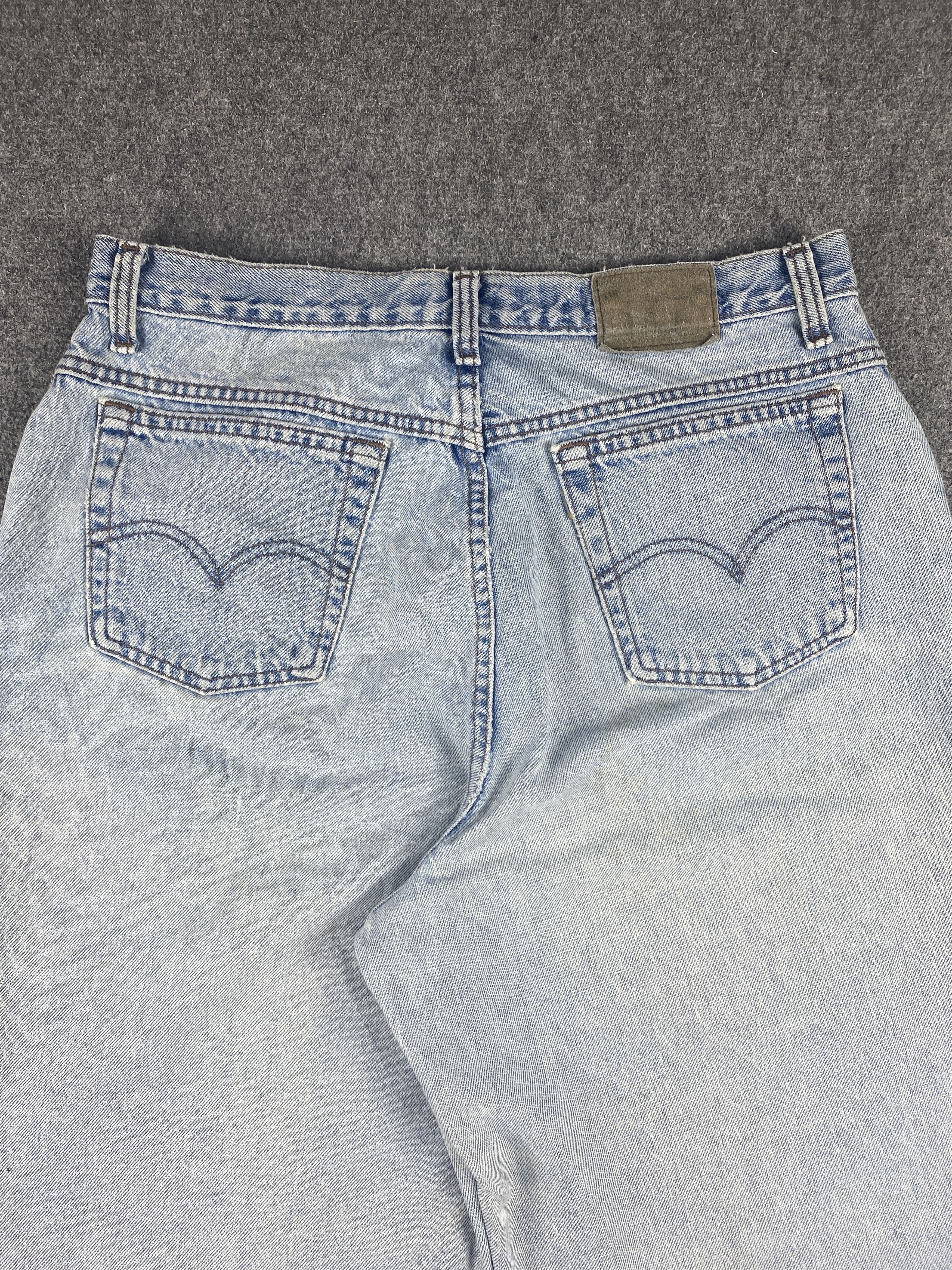 Levi's 90s Vintage Levis 900 Series Light Wash Jeans S0007 Size US 33 - 4 Thumbnail