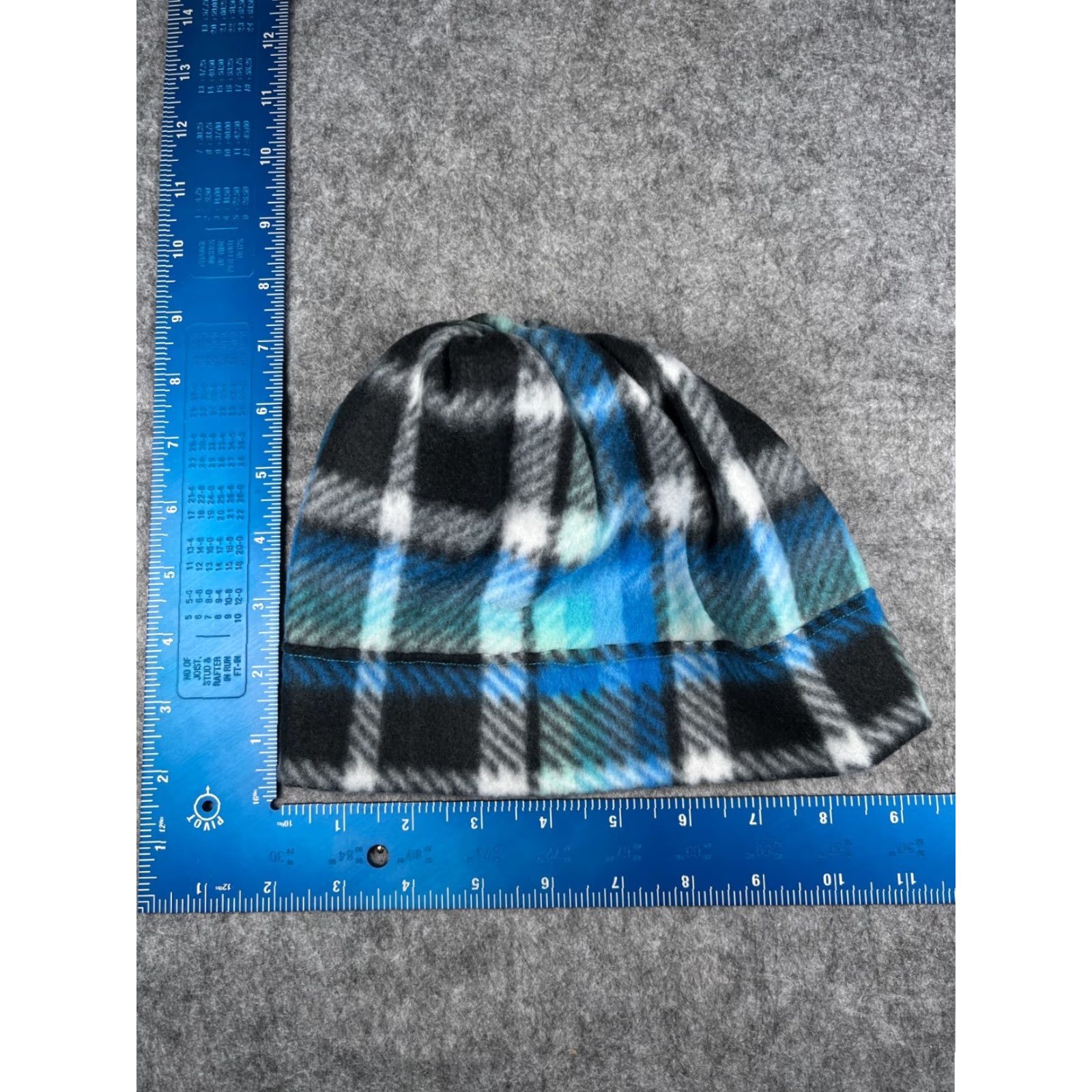 Vintage Beanie Toque Adult One Size Blue Plaid Knit Polyester Fleece Lightweight Ski Pom Size US M / EU 48-50 / 2 - 5 Thumbnail