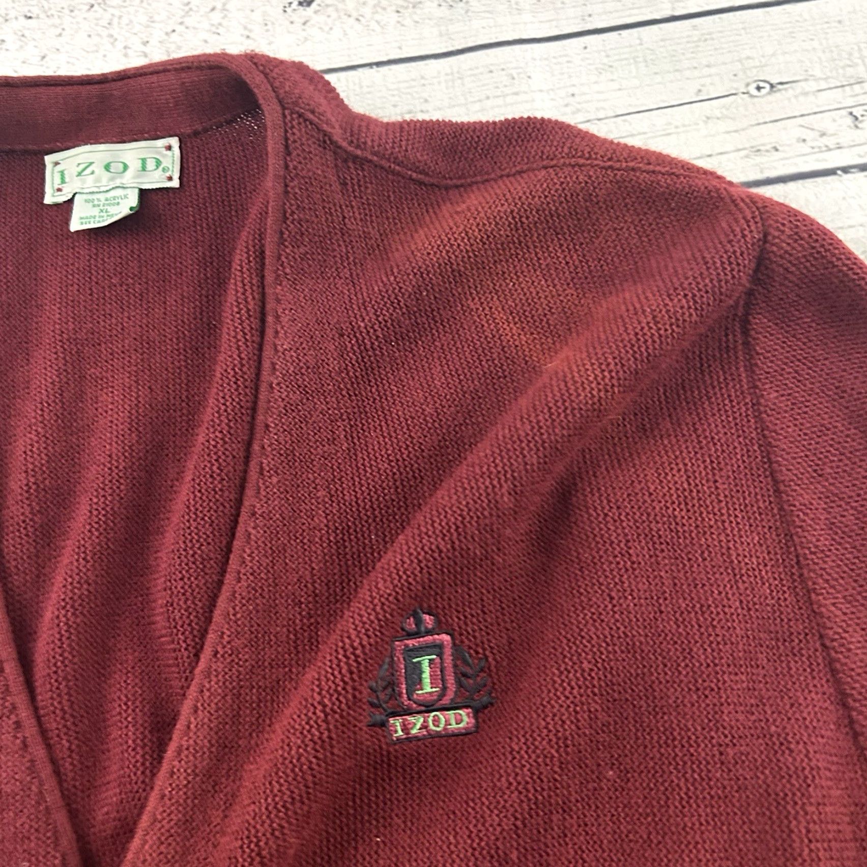 Izod VINTAGE IZOD Cardigan Sweater Men XL Maroon Red Button Front V-Neck Knit Casual Golf Winter Fall Spring Size US XL / EU 56 / 4 - 2 Thumbnail