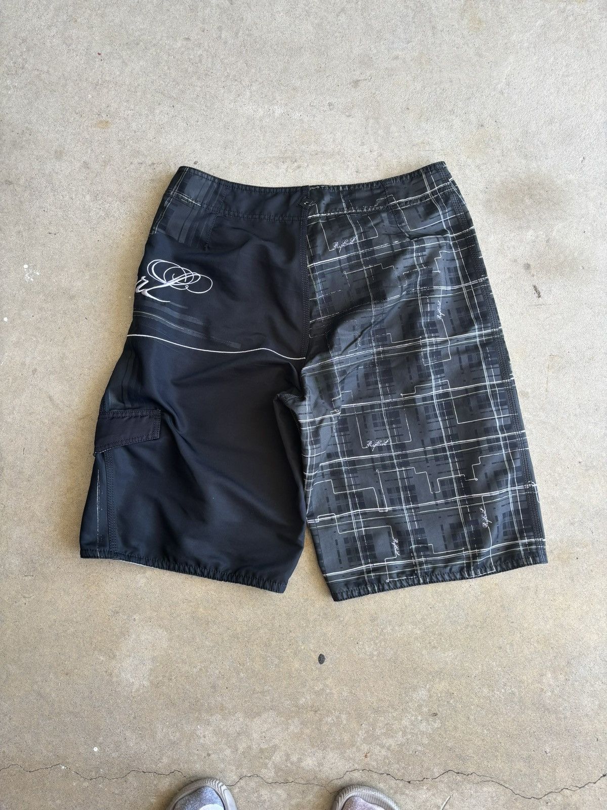 Ripcurl Vintage 90s Ripcurl Y2K Grunge Style Swim Trunks Size US 34 / EU 50 - 2 Thumbnail