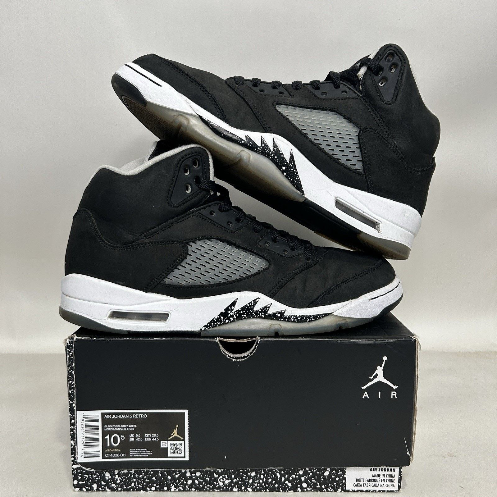Nike Nike Air Jordan 5 Retro “Moonlight/Oreo” 2021 Size US 10.5 / EU 43-44 - 1 Thumbnail