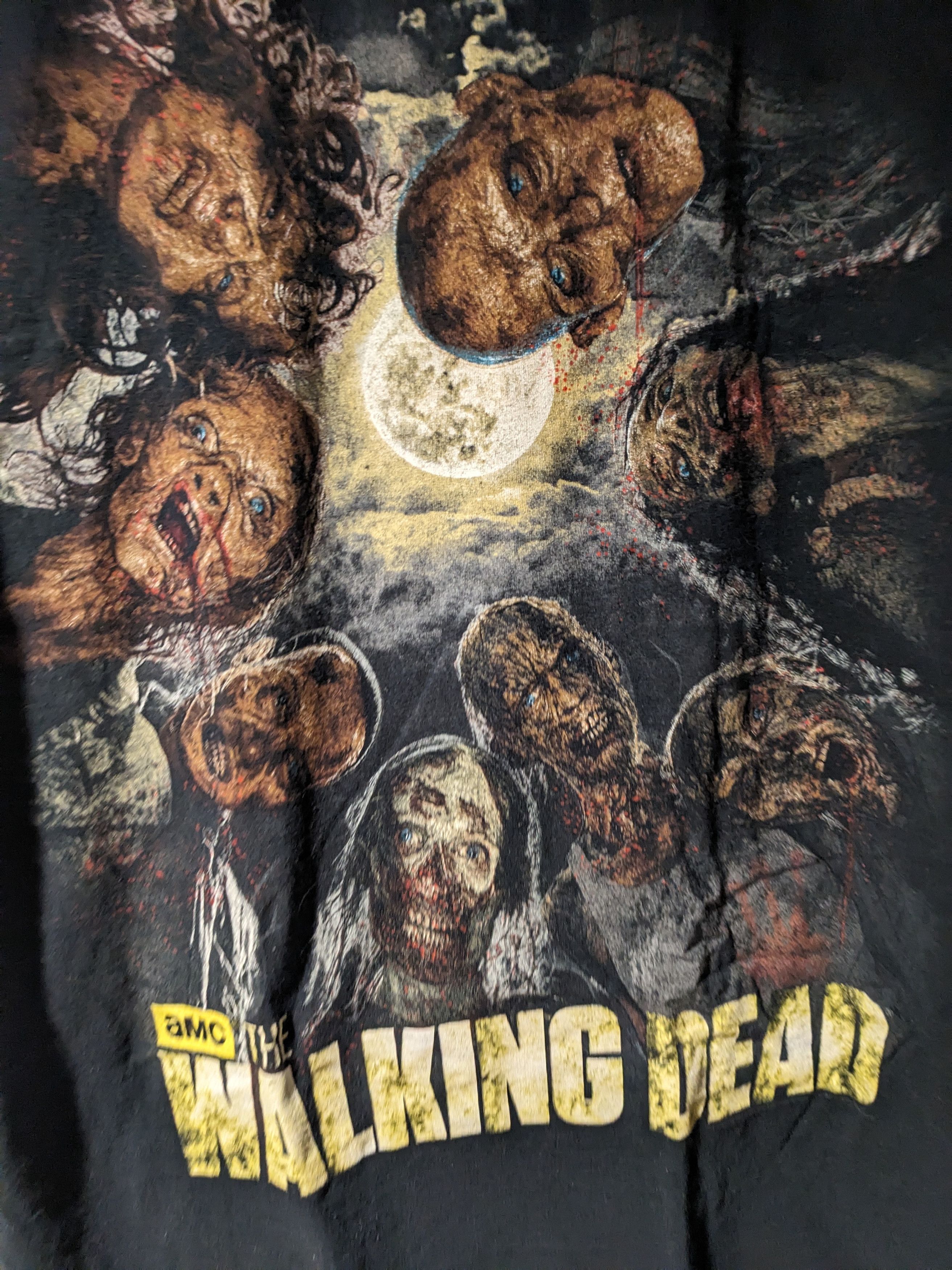 Vintage Vintage 2014 The Walking Dead Movie Promo X-Large T-Shirt Size US XL / EU 56 / 4 - 2 Thumbnail
