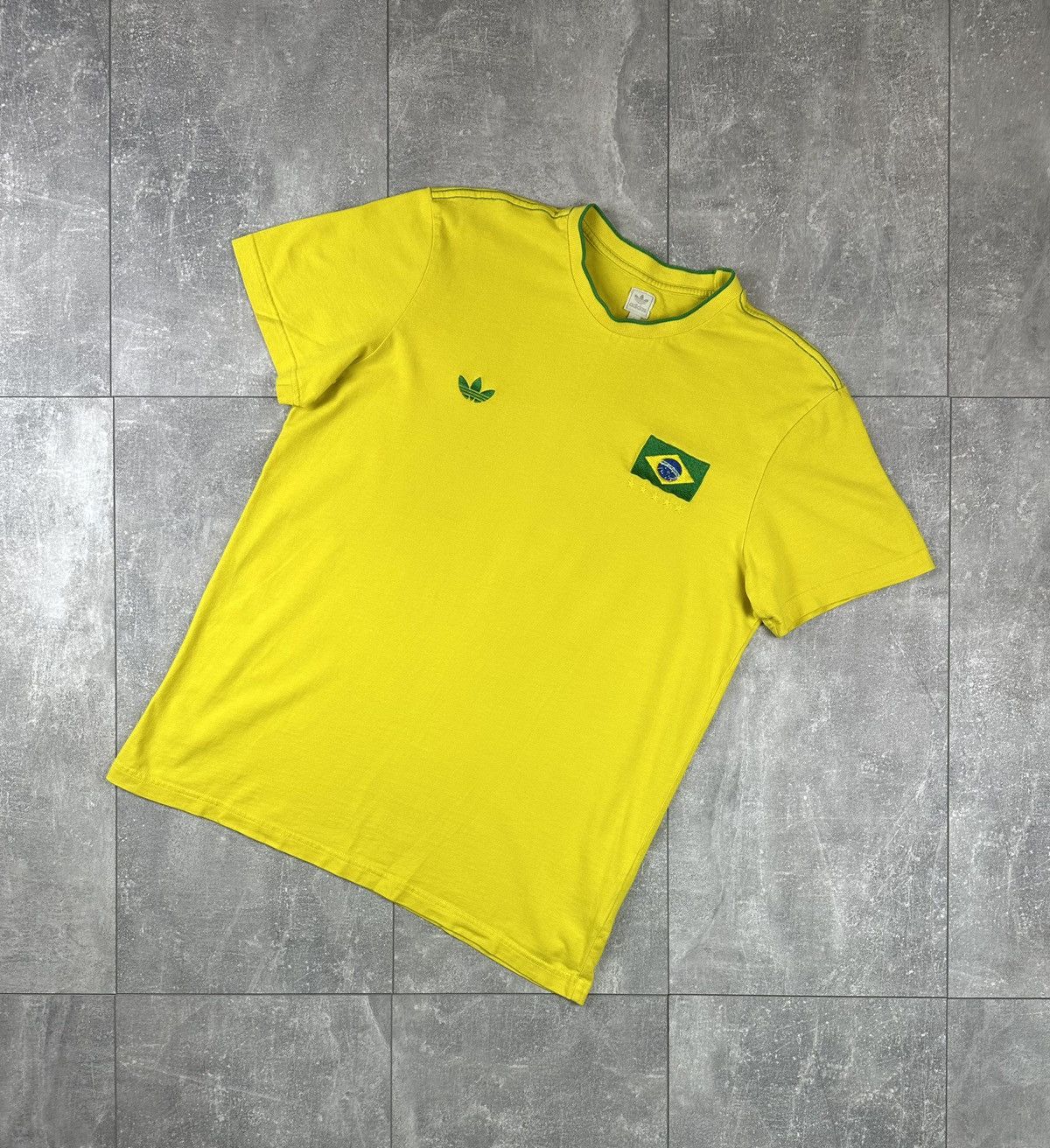 Adidas Adidas Brazil National Team 2010 Soccer Cotton Shirt Size US L / EU 52-54 / 3 - 1 Thumbnail