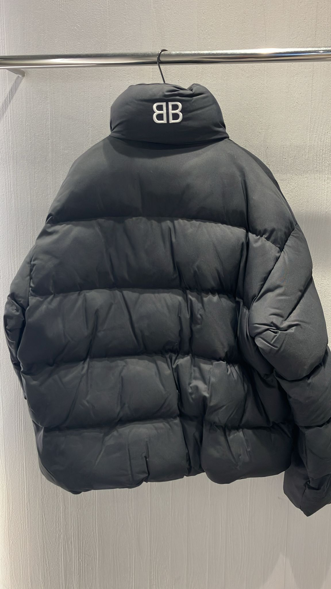 Balenciaga o1bcso1str0125 BB Puffer Nylon Canvas Jacket in Black Size US S / EU 44-46 / 1 - 2 Thumbnail