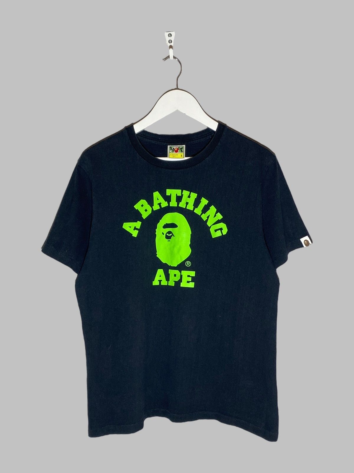 Bape 🔥 BAPE A BATHING APE NEON COLLEGE BLACK GREEN T-SHIRT Size US M / EU 48-50 / 2 - 1 Thumbnail
