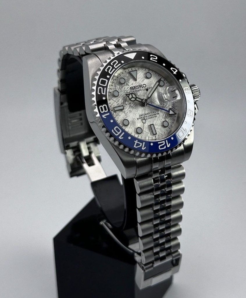 Japanese Brand Seiko Mod GMT-Master 2 Batman Meteorite Jubilee Steel Watch Size ONE SIZE - 2 Thumbnail