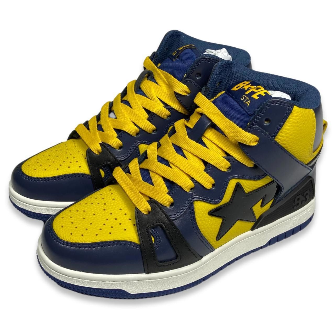 Bape Bapesta 93 Hi Size US 5 / EU 37 - 1 Thumbnail