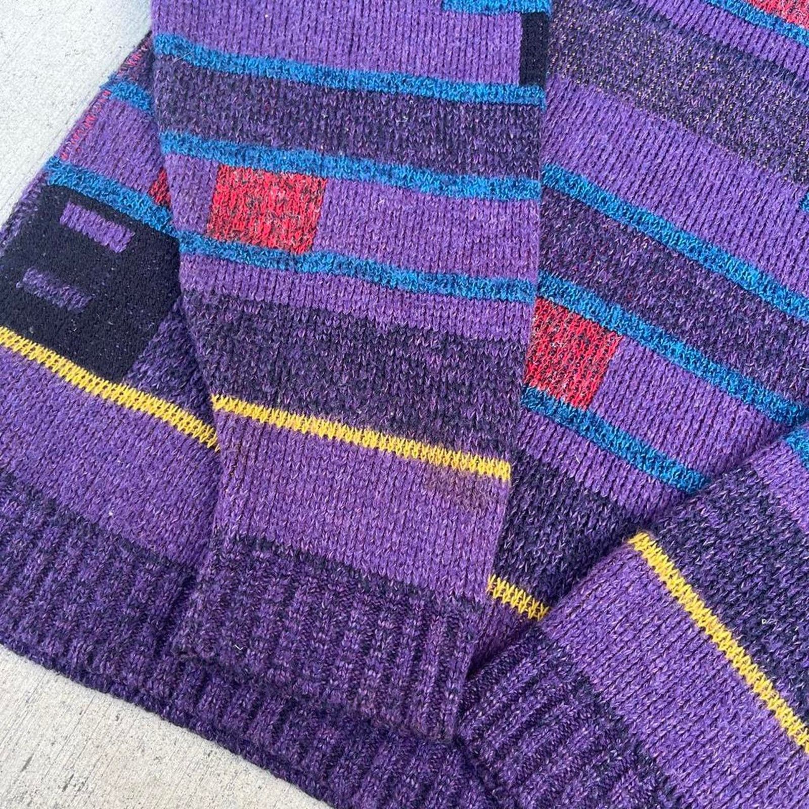 Milestone MileStone 80’s Purple Geometric Pattern Pullover Sweater Size US M / EU 48-50 / 2 - 8 Thumbnail